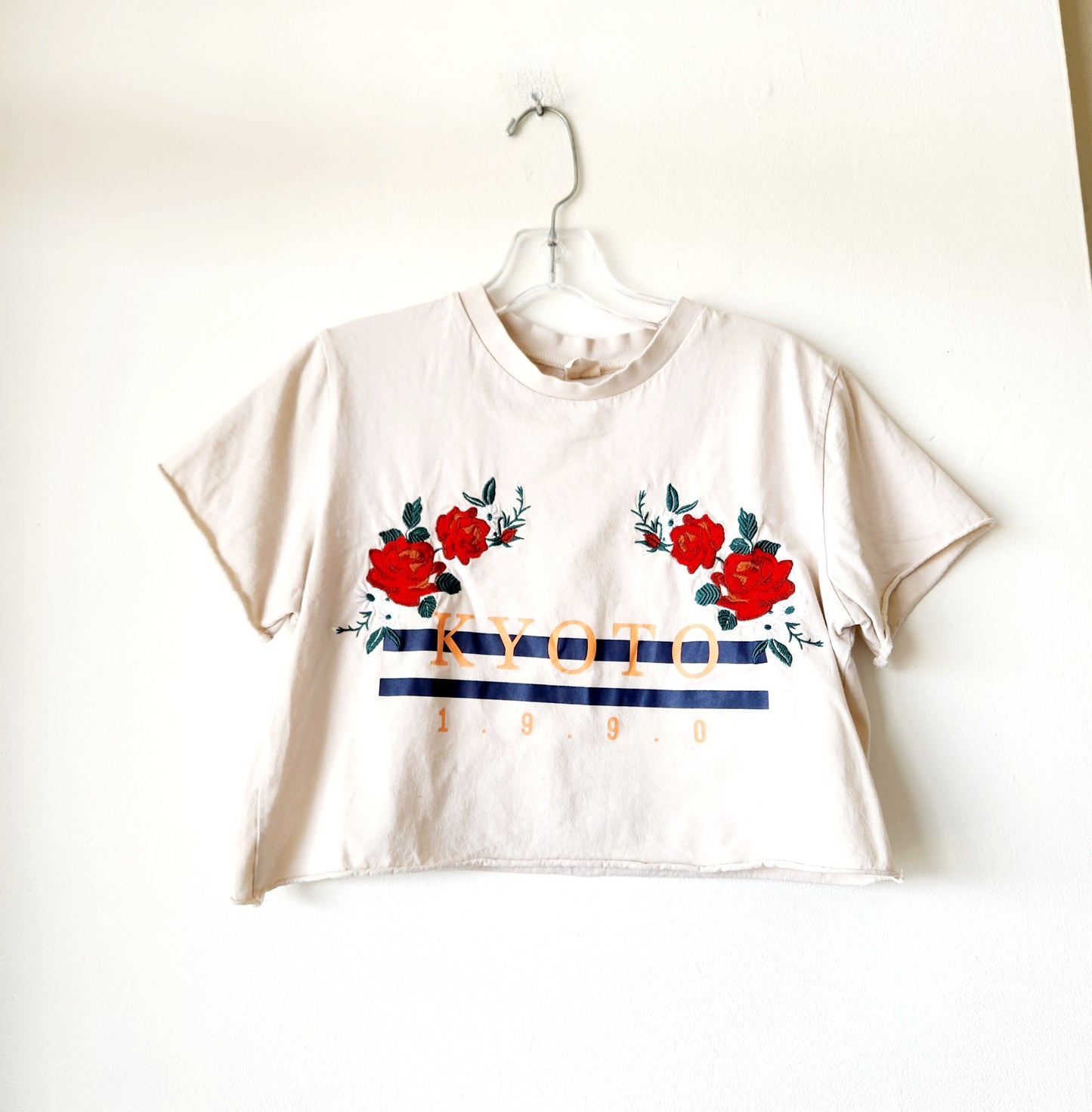 Urban Outfitters Kyoto 1990 Crop Tee with Rose Embroidery - M