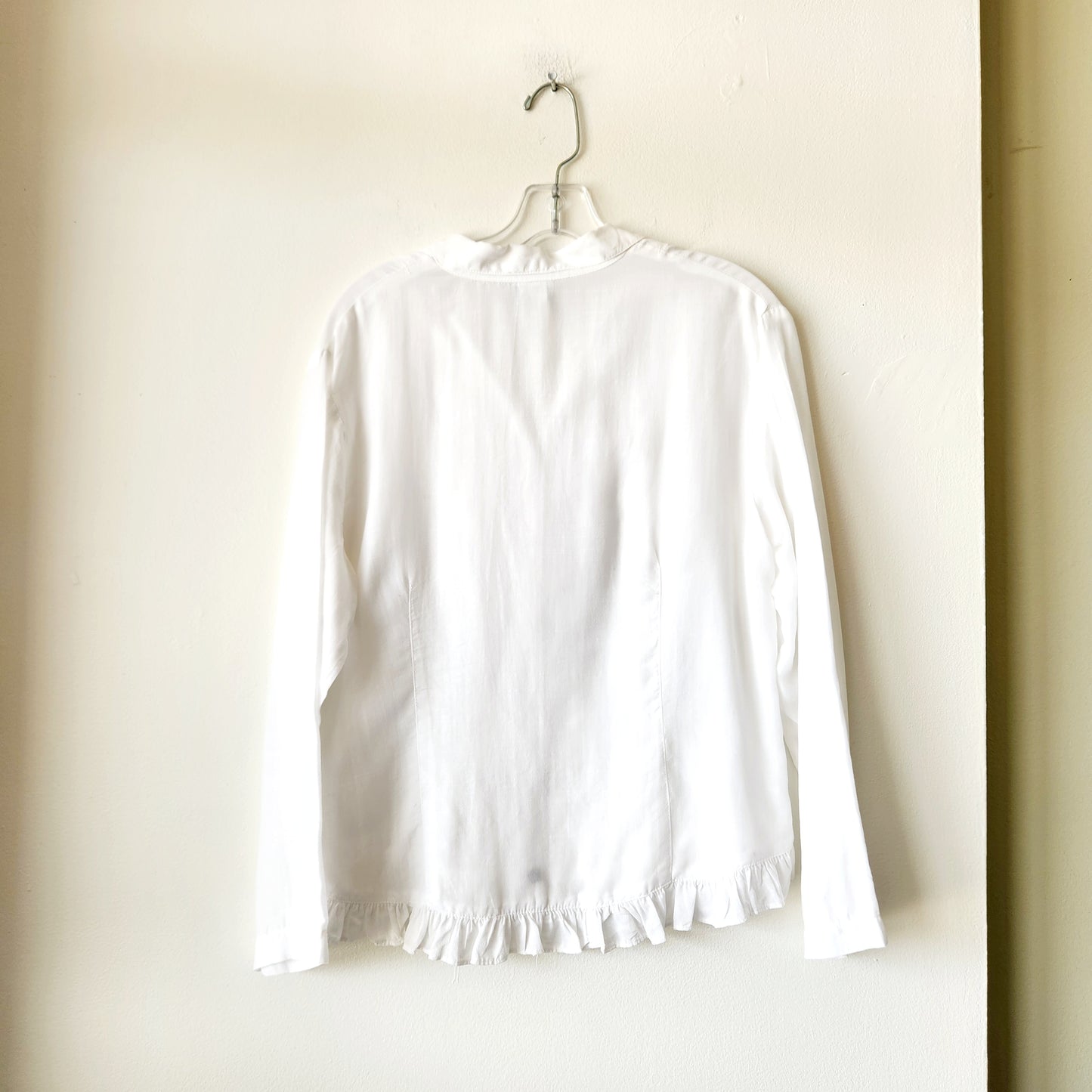 Gerties White Button Up Shirt with Ruffle Hem Detail - L