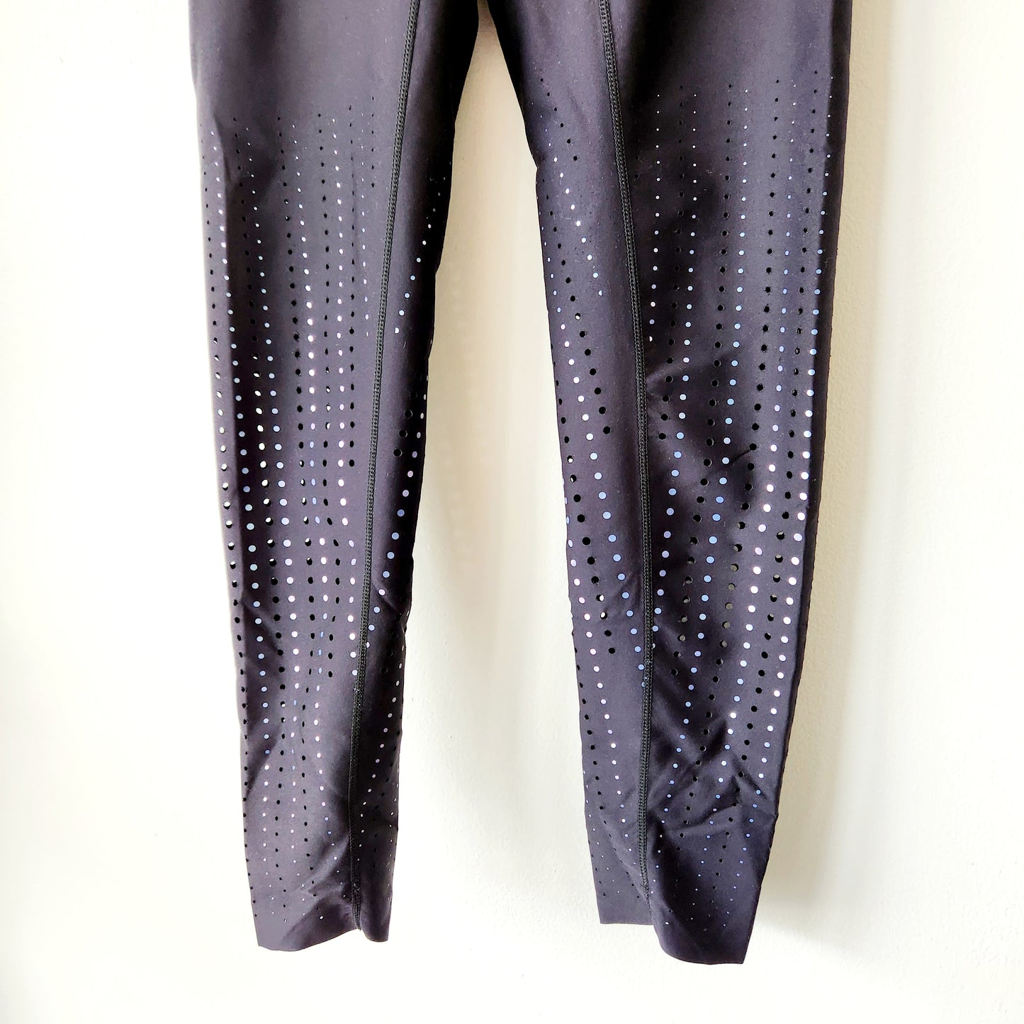 ultracor Leggings with Perforated Details - S