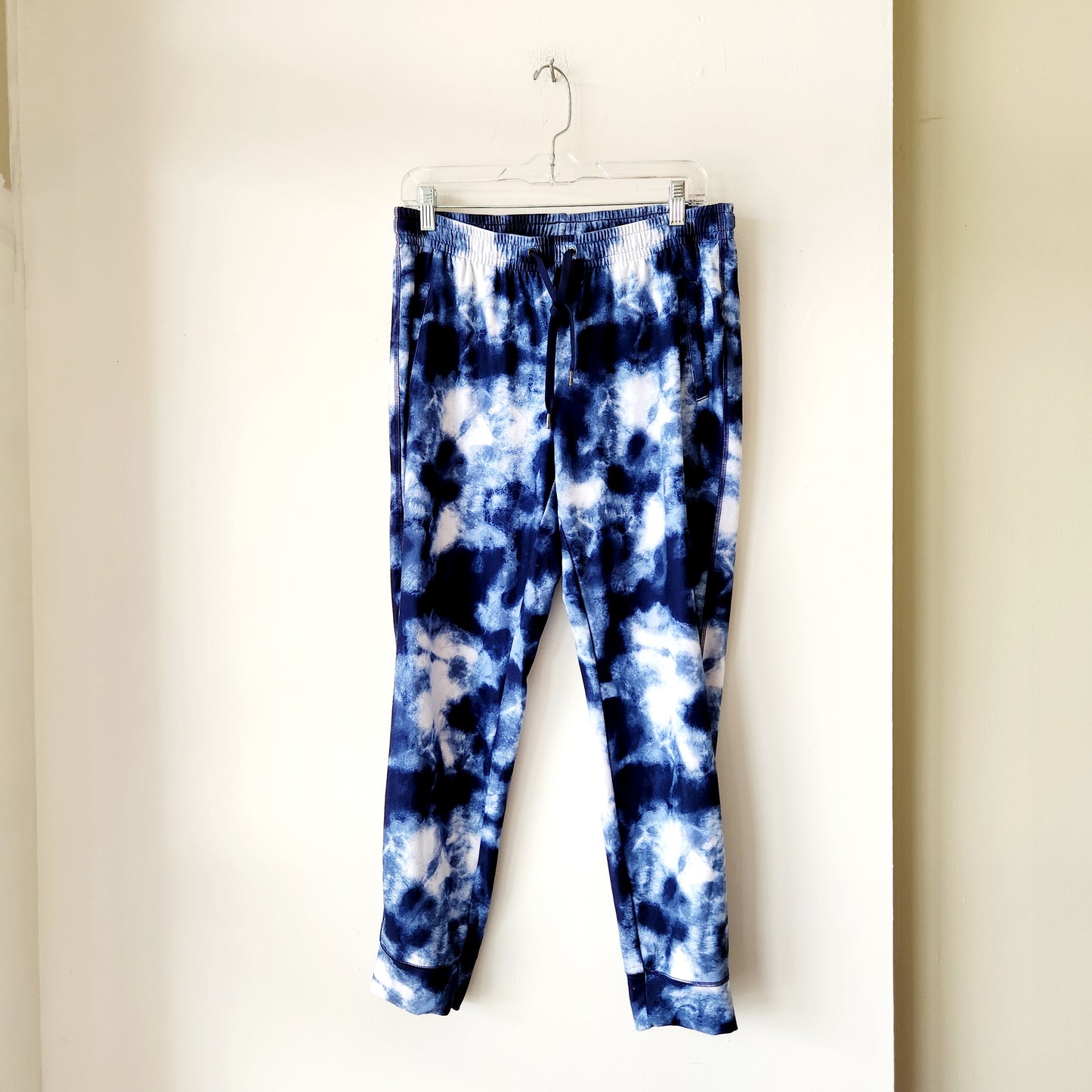 Old Navy Breahe On Tie Dye Joggers - M