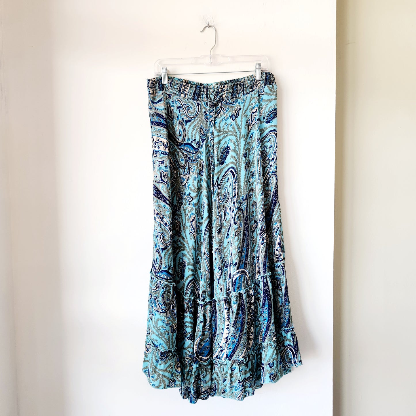 Chelsea & Theodore Paisley Midi Skirt with Ruffle Hem - S