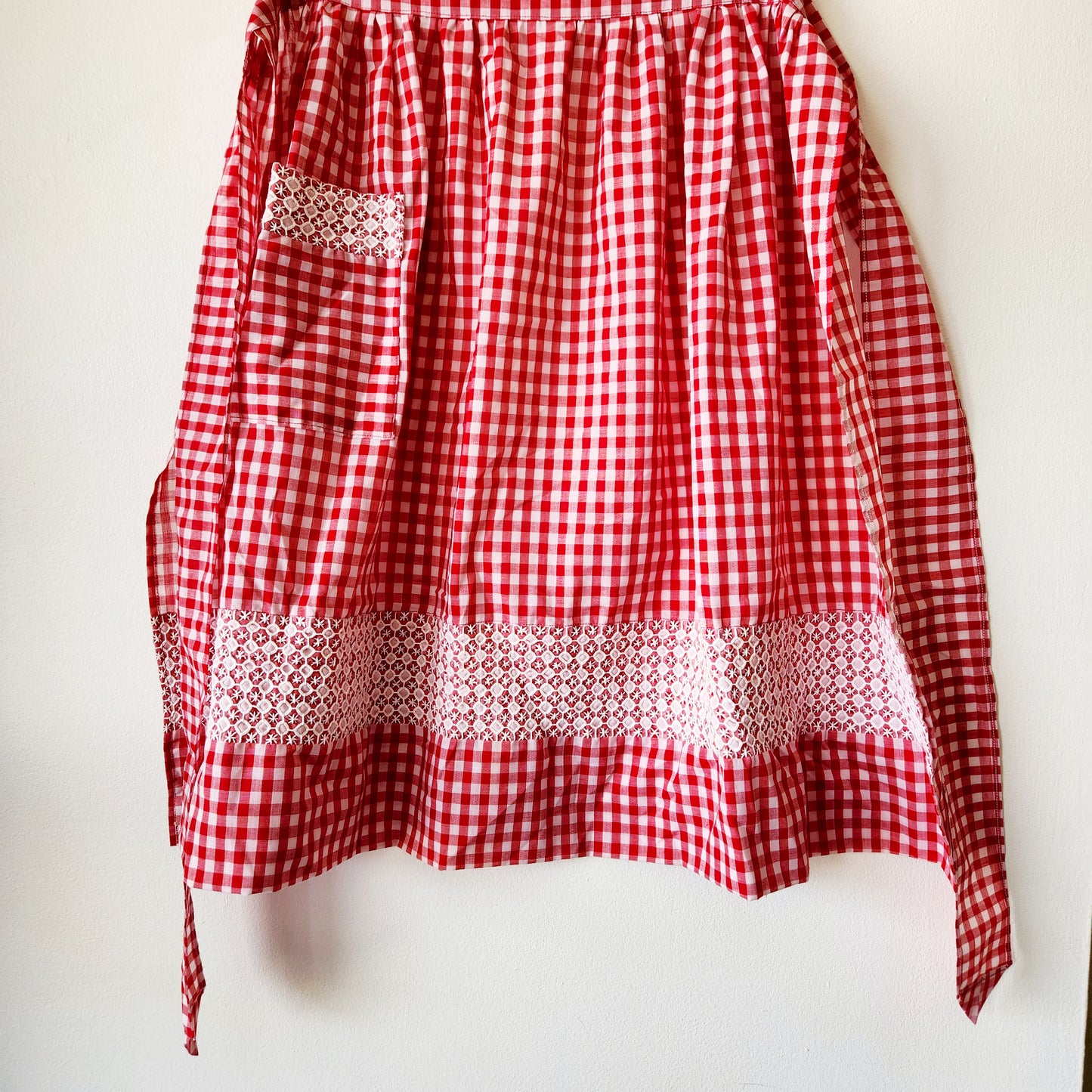 Vintage Red and White Checkered Apron w White Embroidery