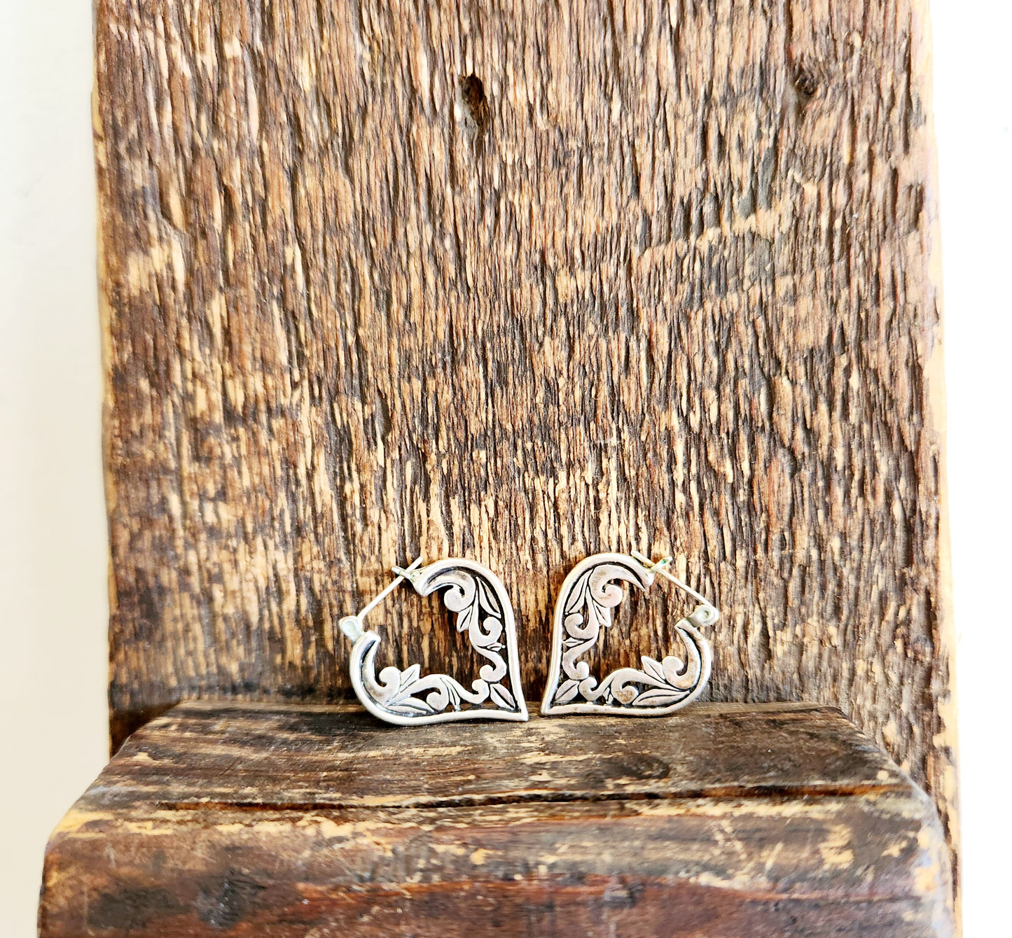 Silvertone Flat Heart Earrings