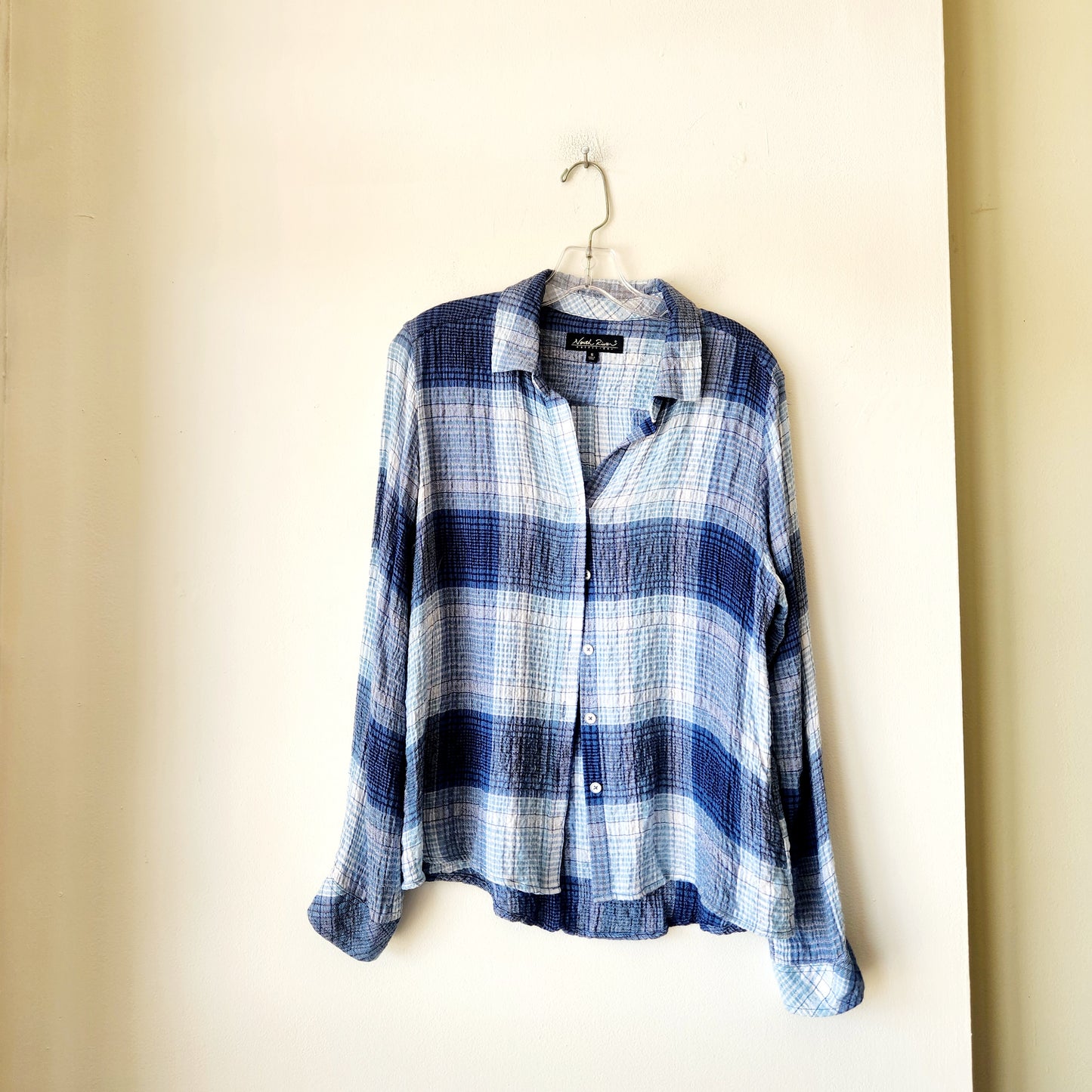 North River Outfitters Gauzy Button Up Shirt - S