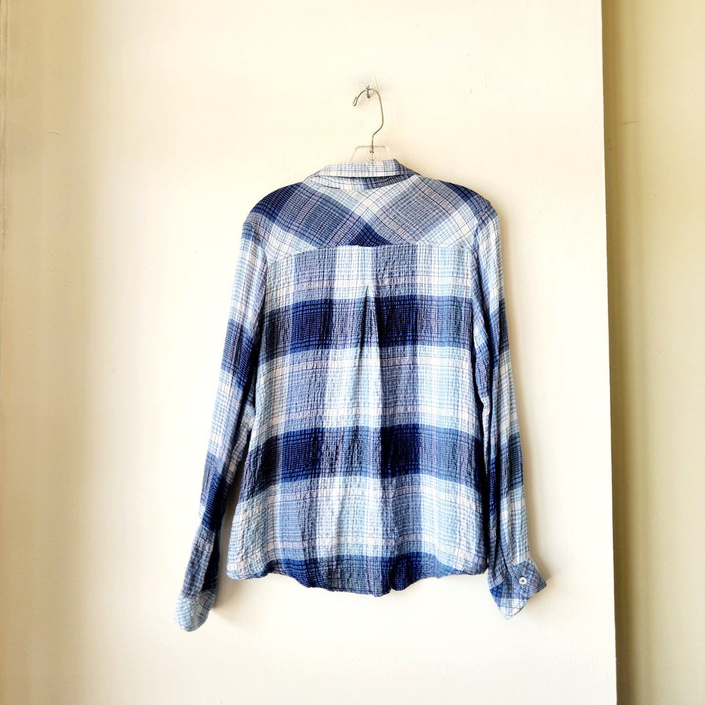 North River Outfitters Gauzy Button Up Shirt - S