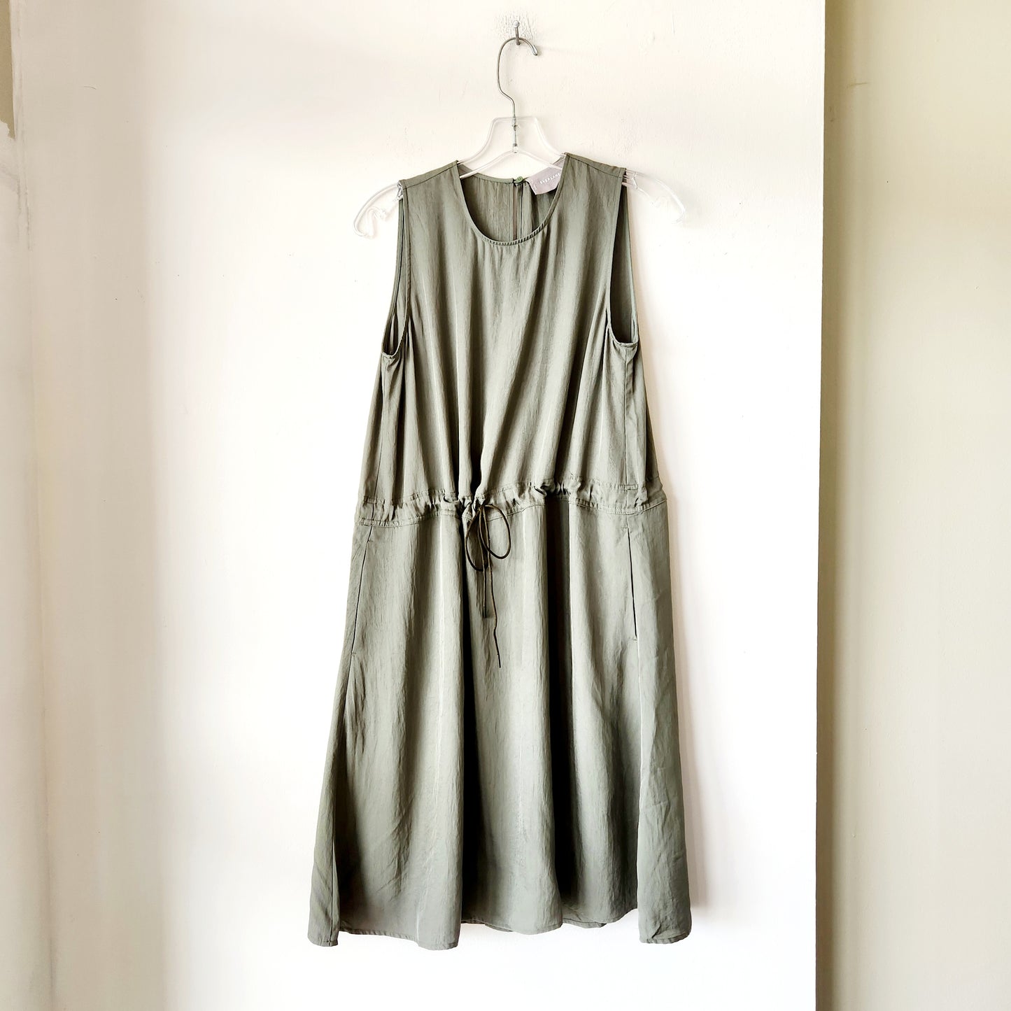 Everlane Lightweight Drawstring Waist Dress - size 4