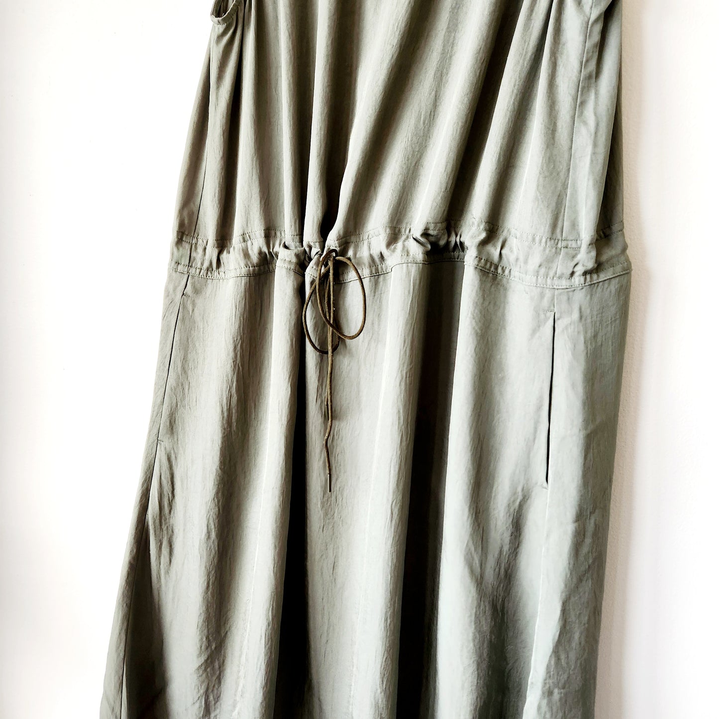 Everlane Lightweight Drawstring Waist Dress - size 4