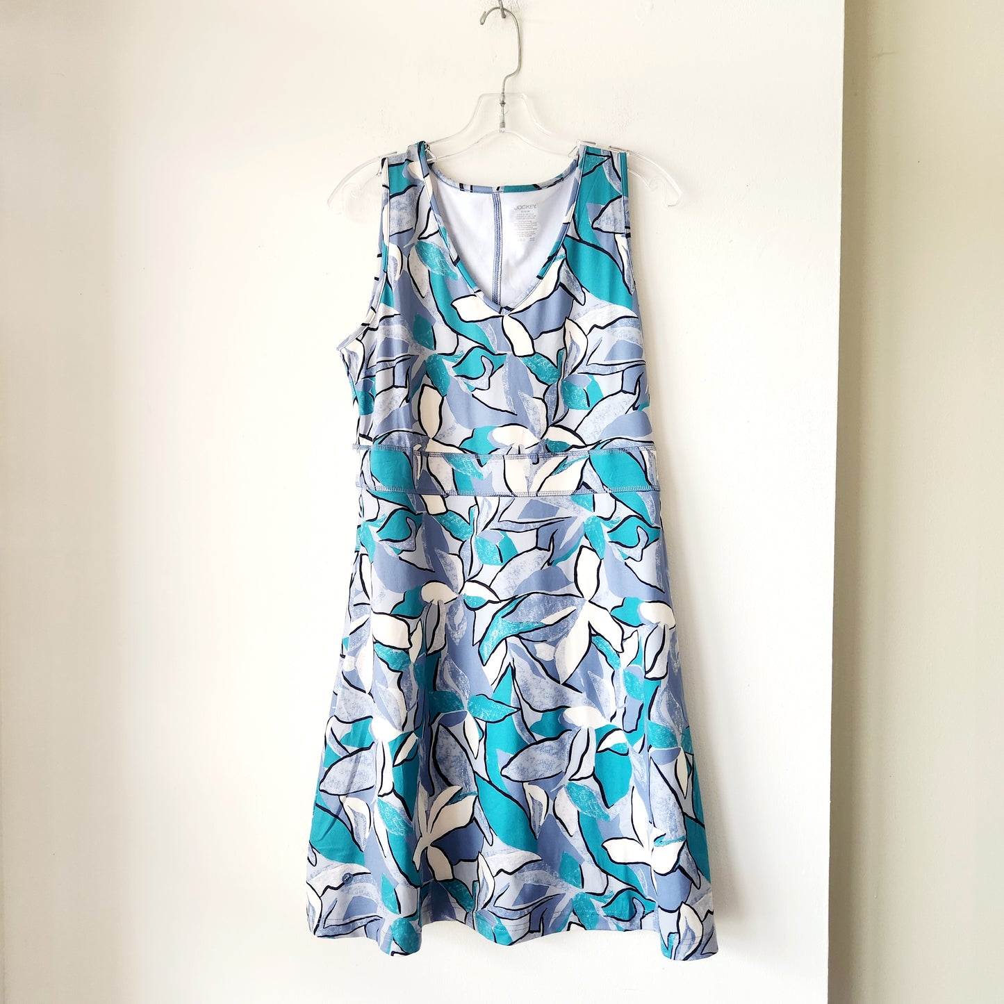 Jockey Active Dress with Zipper Pockets - M