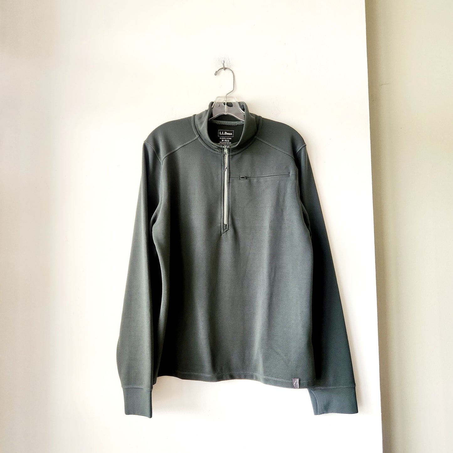 LL Bean Ribbed Quarter Zip Top - Men's M
