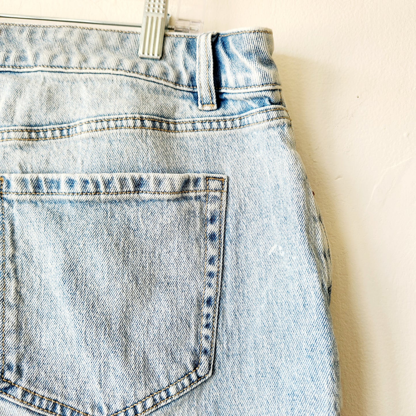 Lane Bryant Mid-Rise Boyfriend Fit Jeans - size 14