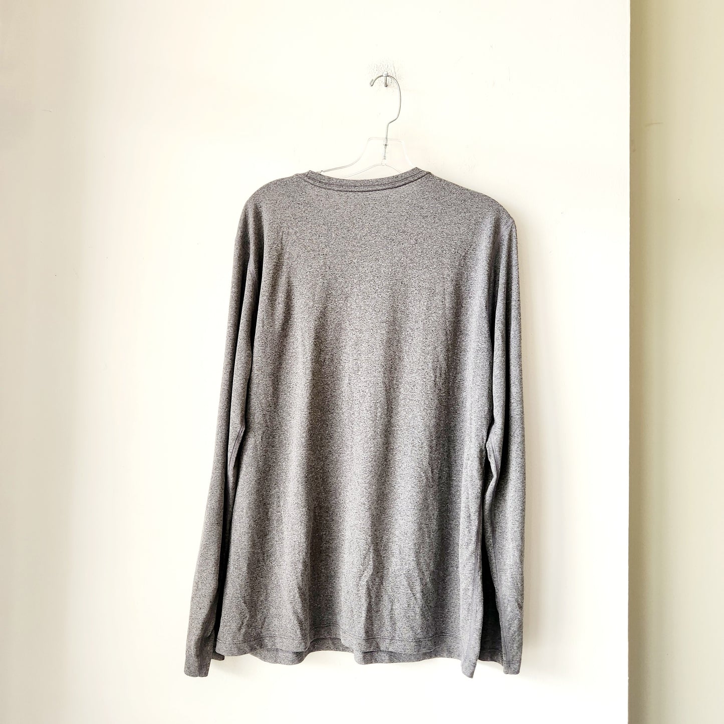EMS TechWick Grey Crewneck Shirt - L
