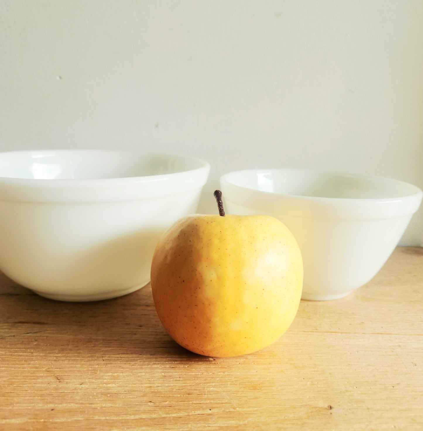 Vintage Pyrex Milk Glass Bowls 1.5 PT and 1.5 QT Set of 2