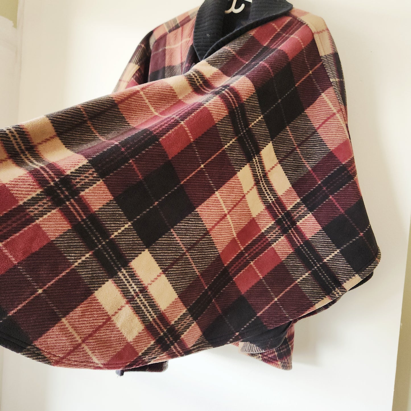 Rachel by Rachel Roy Fleece Poncho - One Size