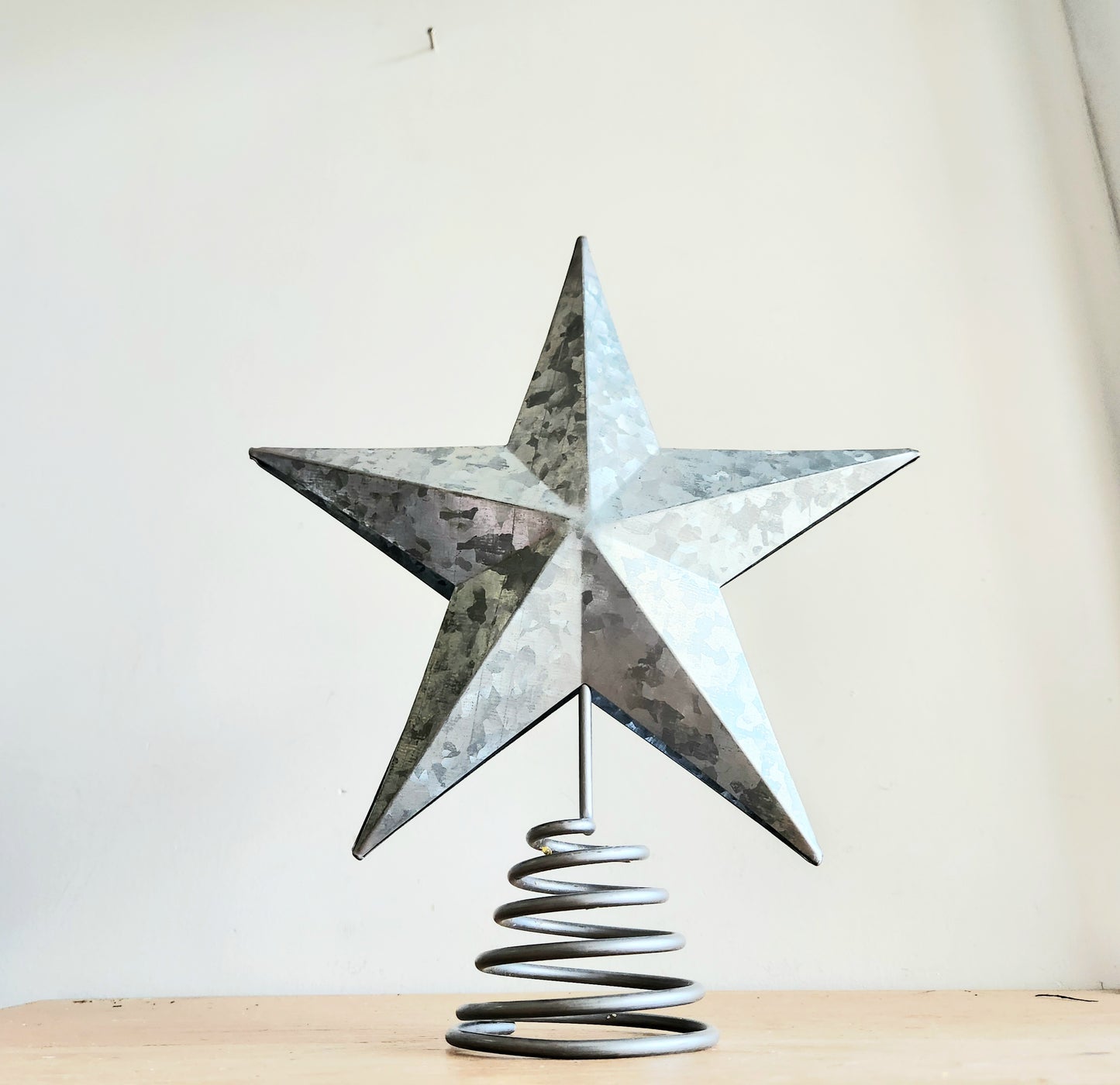 12" Metal Christmas Tree Star