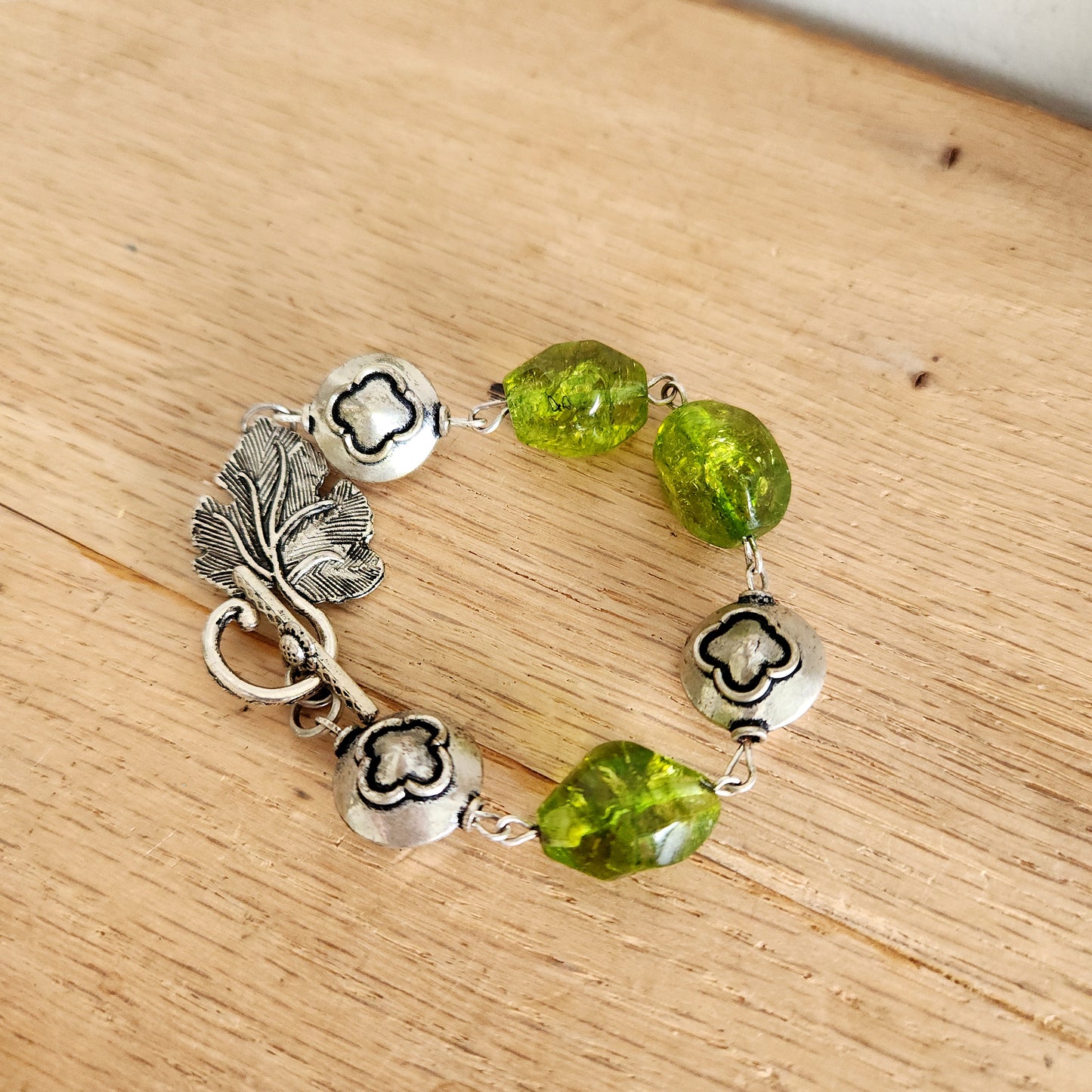 Bead Bracelet with Leaf Motif