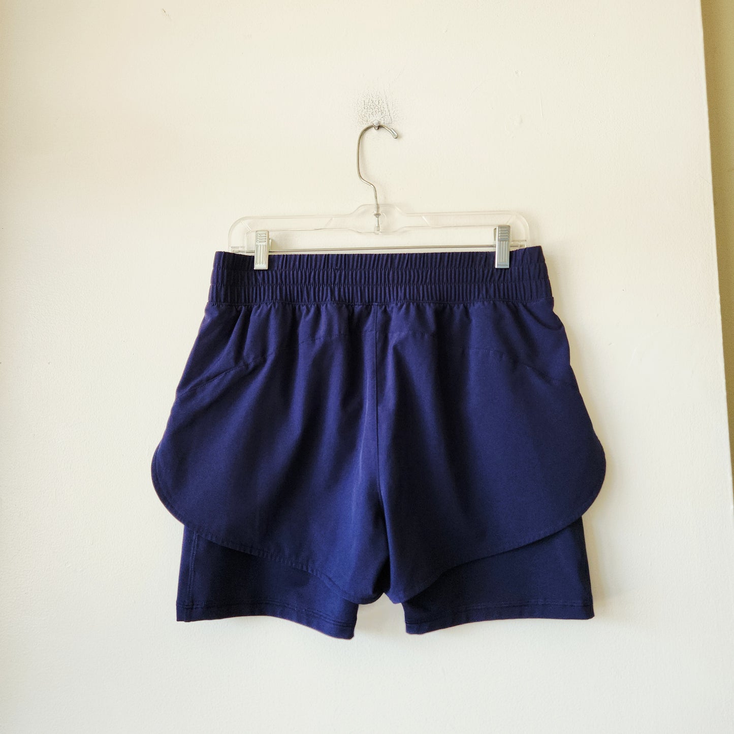 Layer8 Navy Active Shorts - M