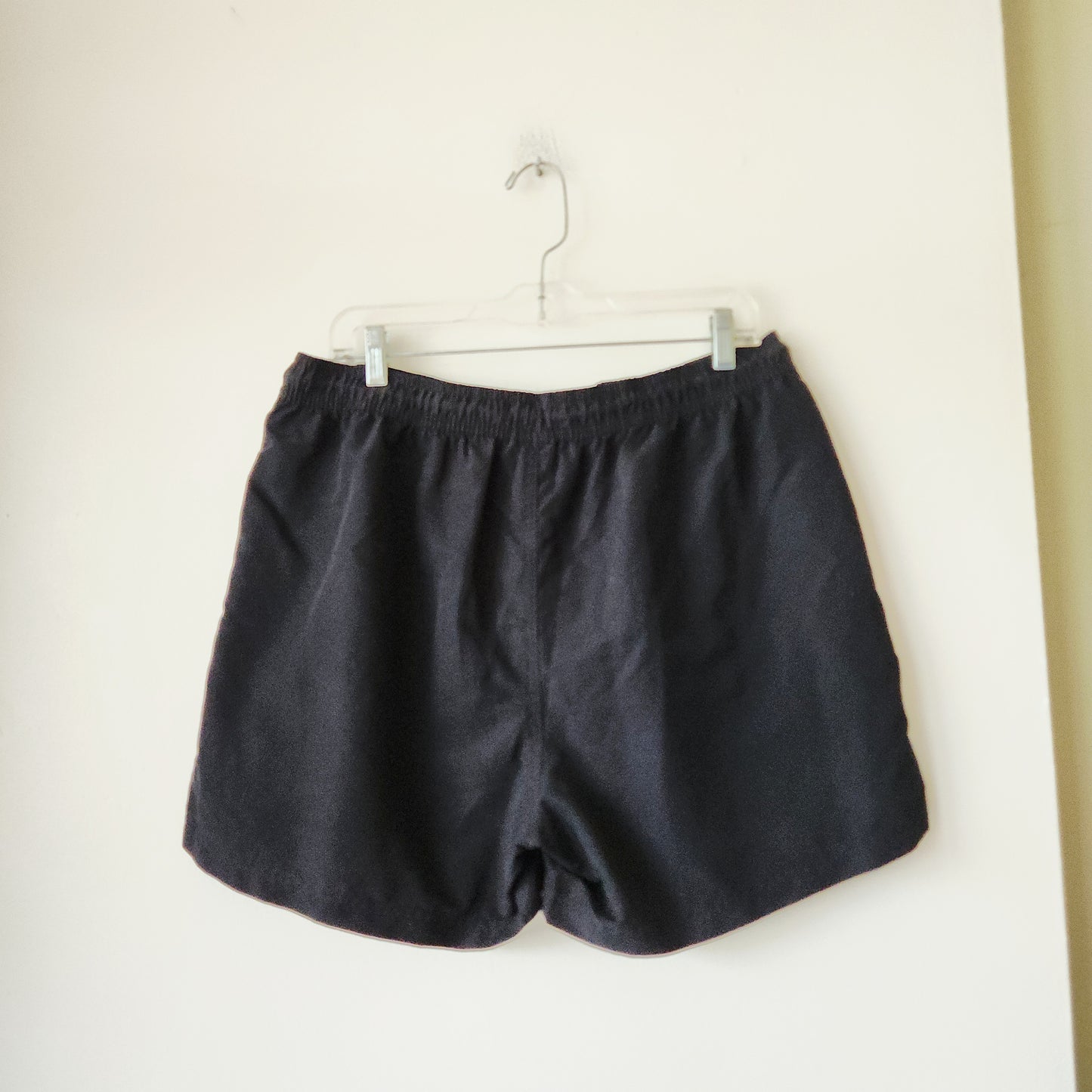 Wave Zone Black Drawstring Shorts - L