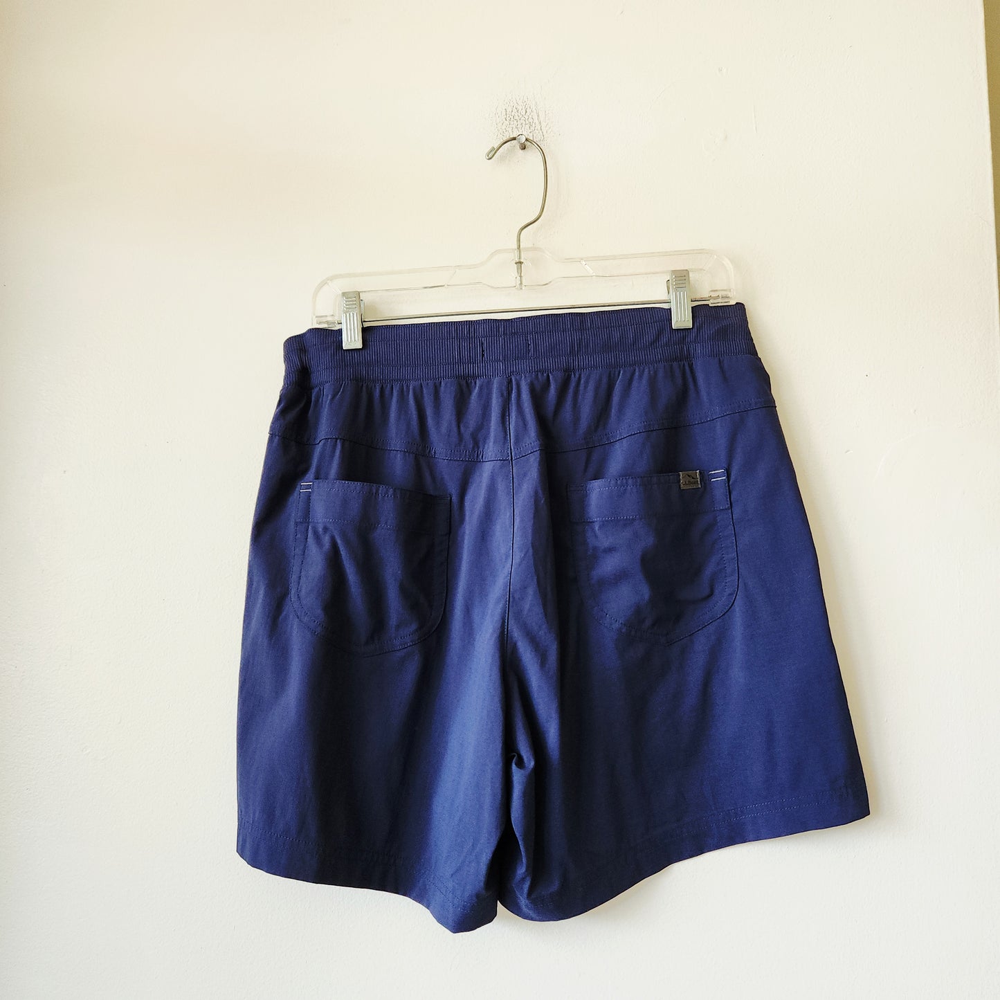LL Bean Navy Drawstring Shorts - M