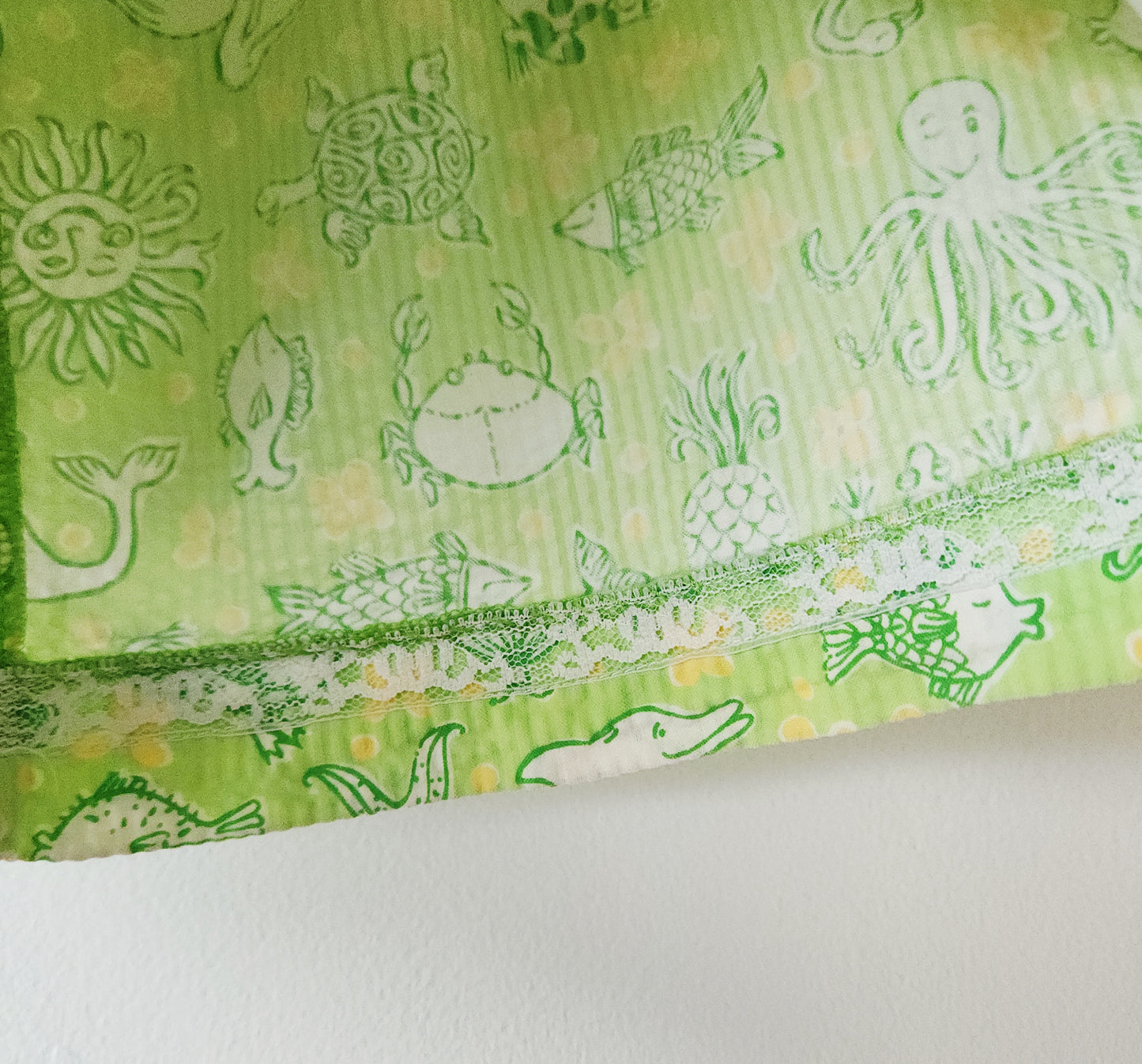 Lilly Pulitzer Sea Life Motif Skirt - size 8