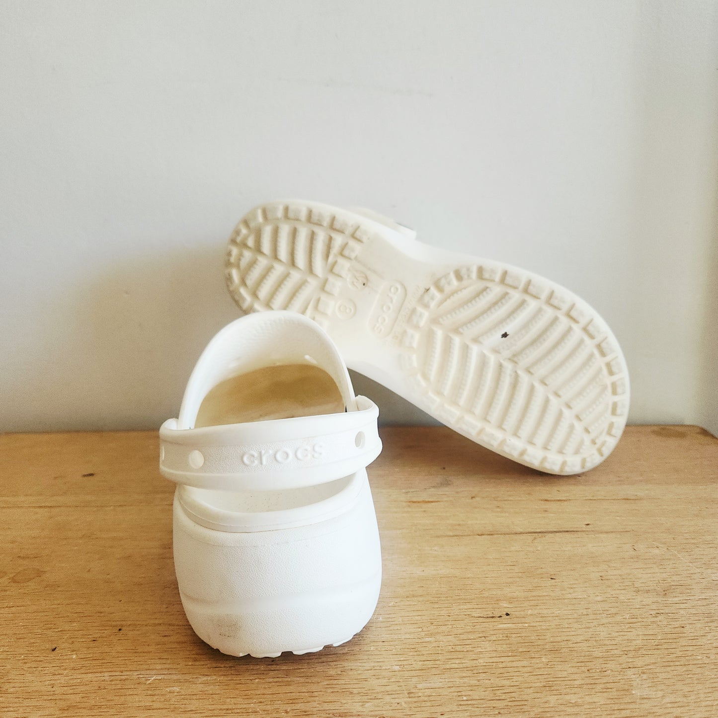 Crocs White Platform Clogs - size Women's 8
