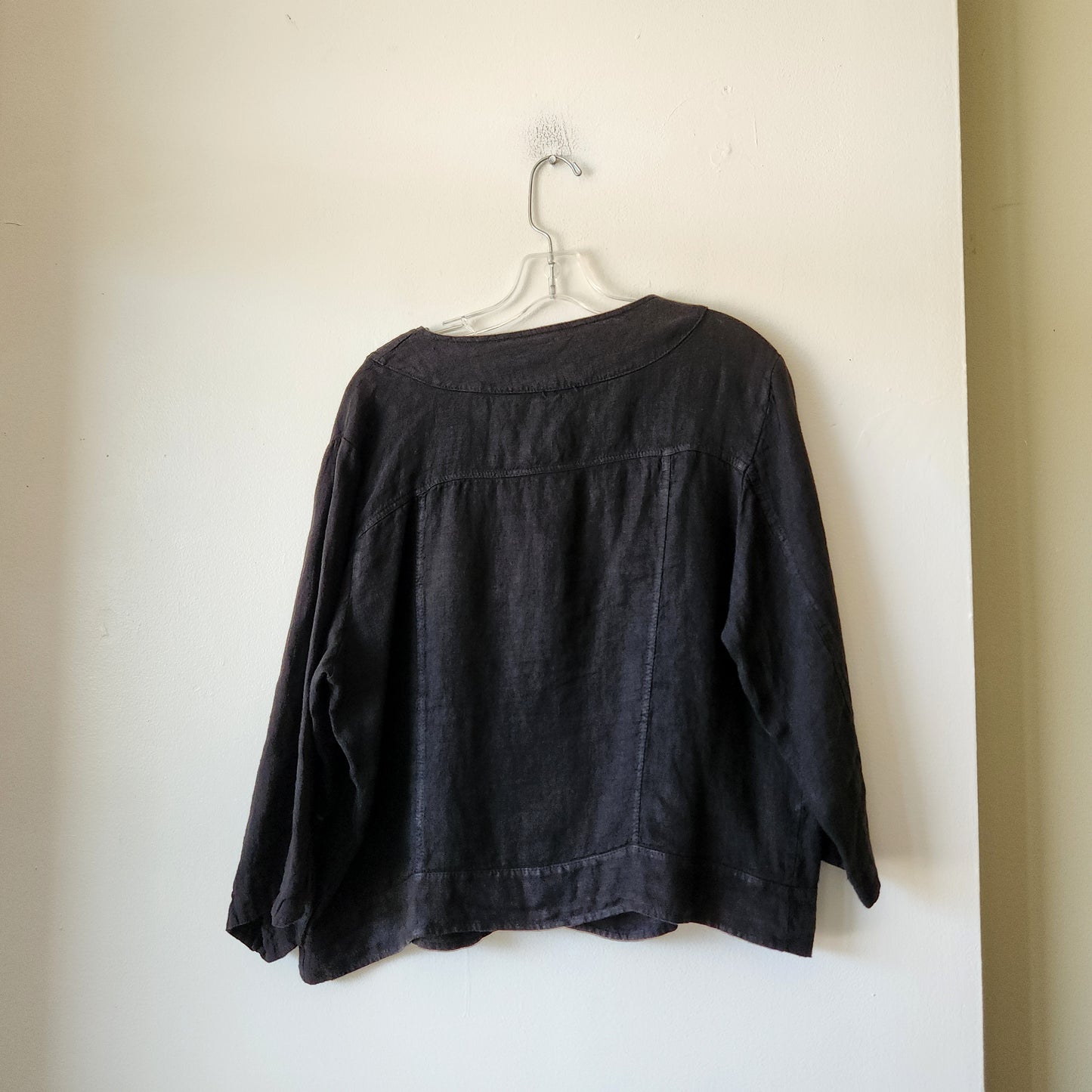Luca Vanucci 100% Linen Top with Buttons - L