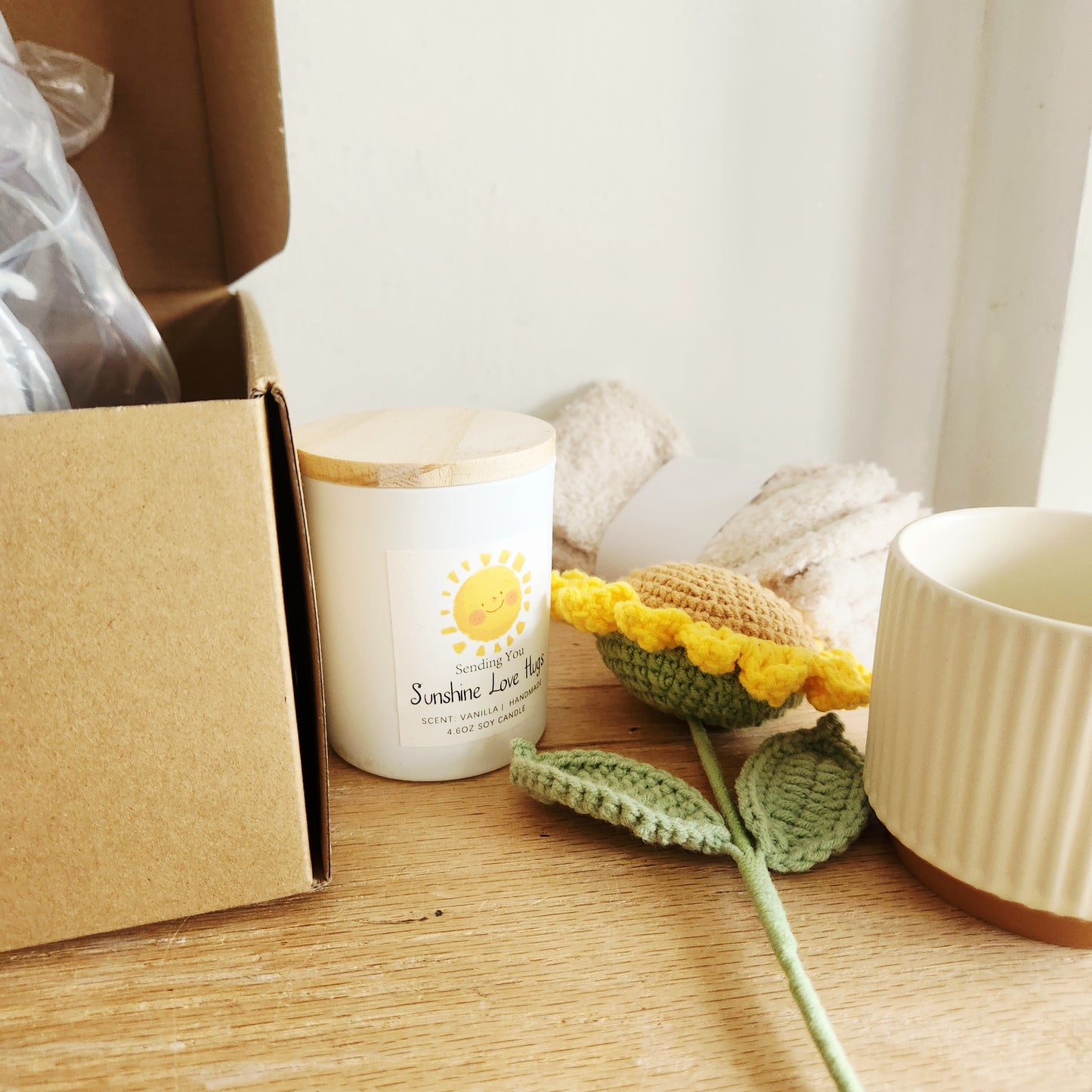 Anforsun Sunflower Sunshine Gift Box-Candle, Socks, Throw, Mug