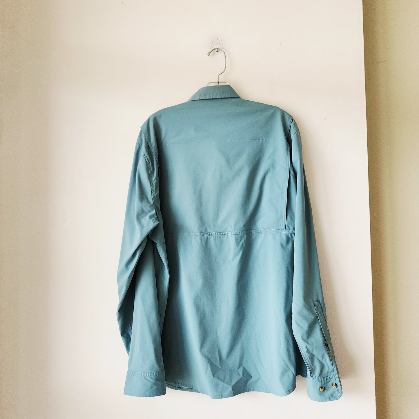 LL Bean TropicWear Button Up Shirt - L