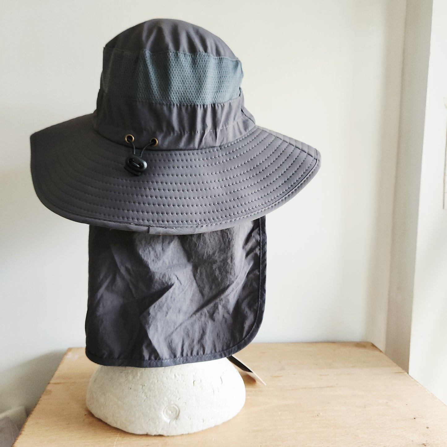 Zooron UPF50 Sun Hat with Neck Shield - New
