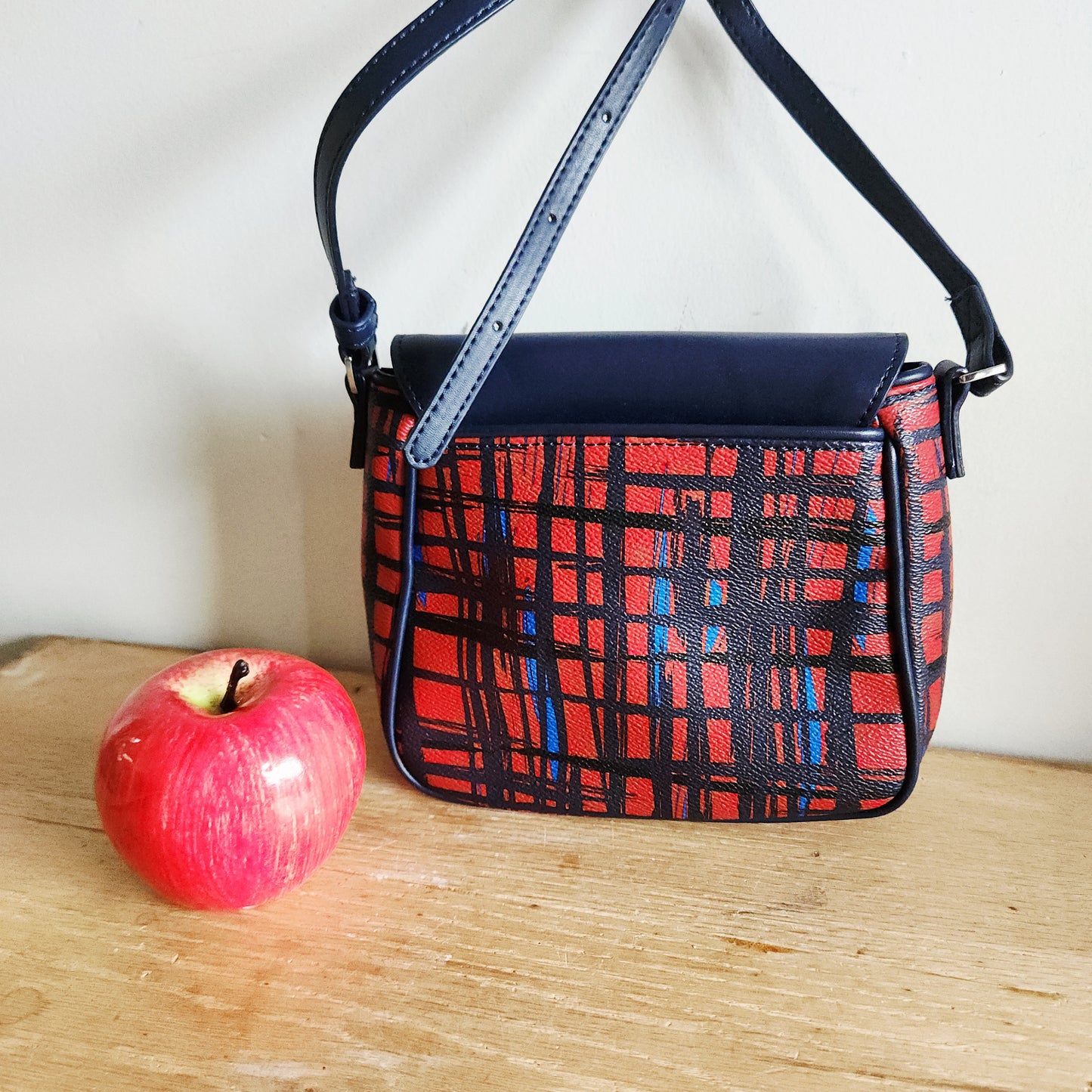 Vera Bradley Crossbody Purse with Tassle