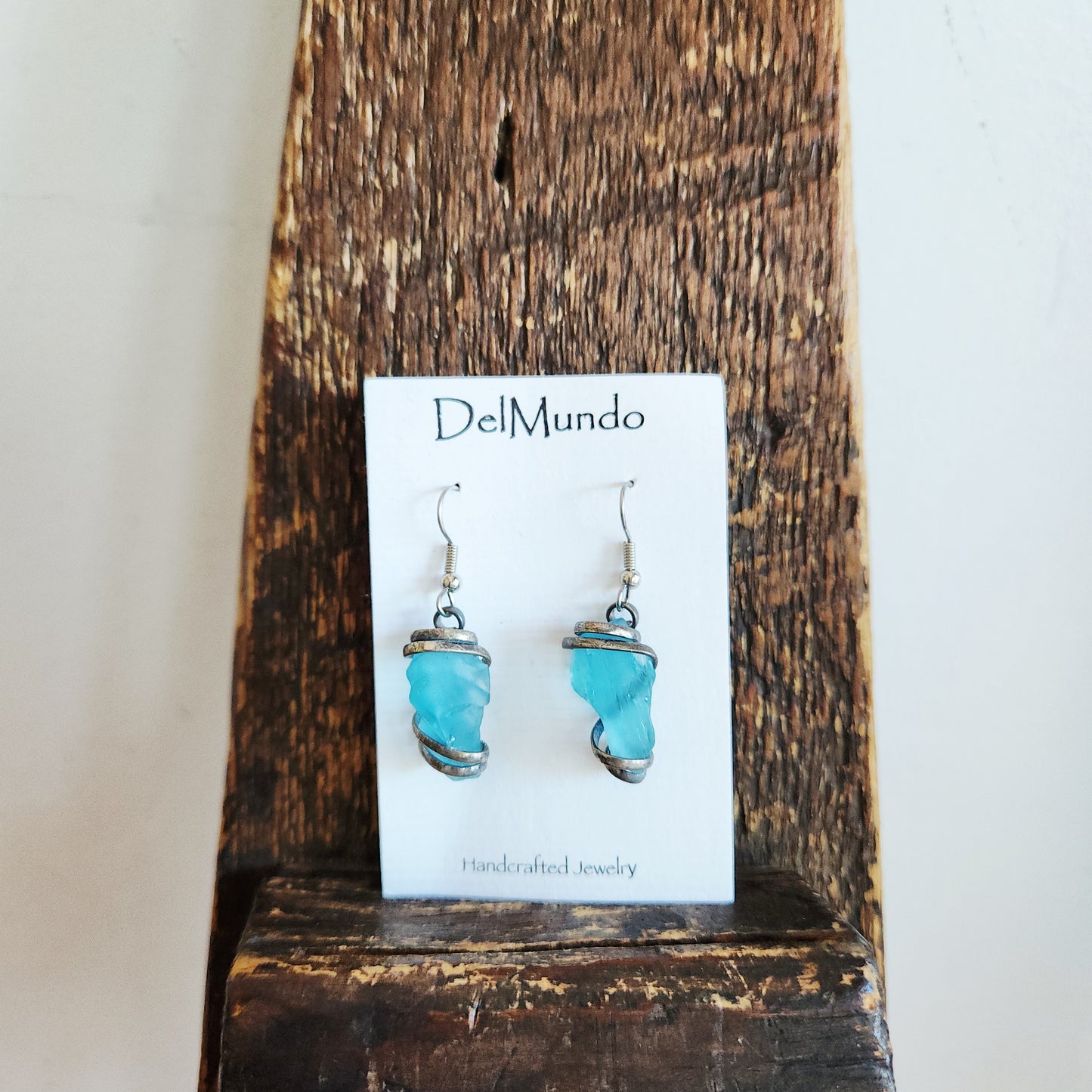 DelMundo Metal Wraped Earrings