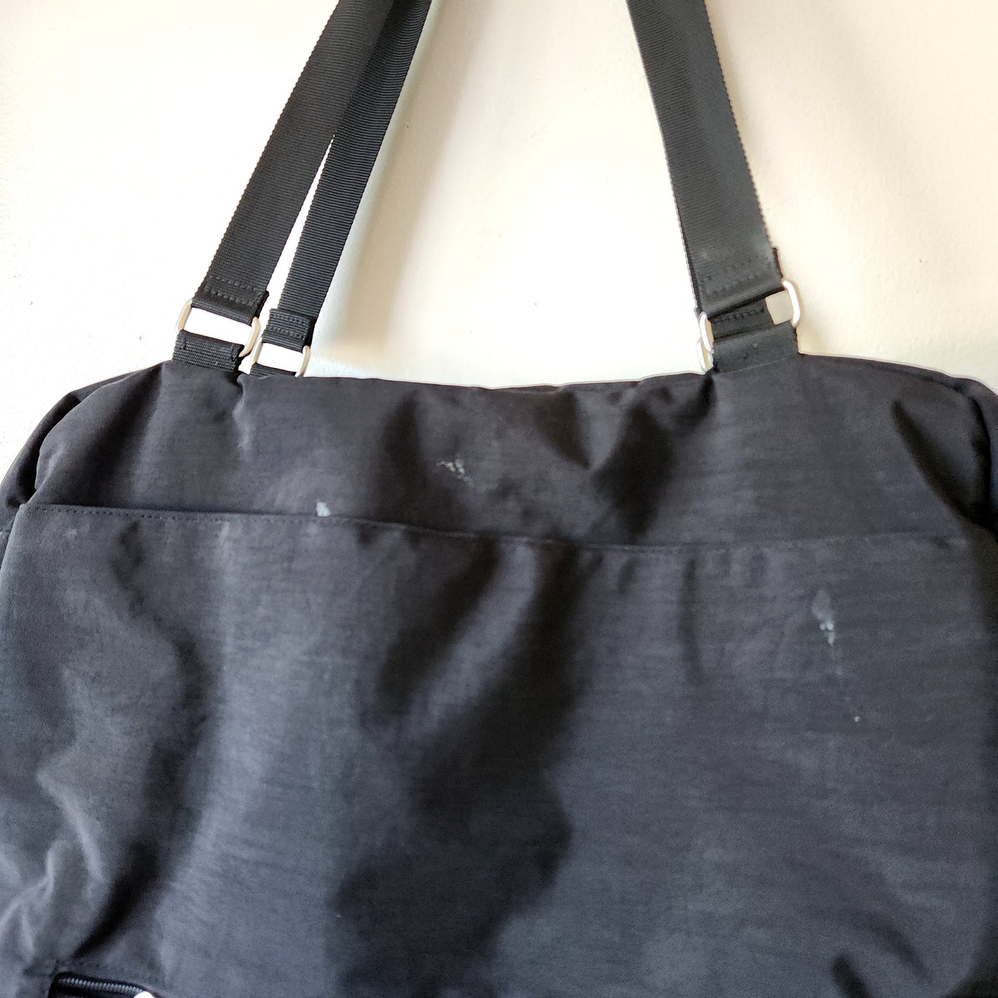 Baggallini Black Weekender Bag with Trolley Sleeve