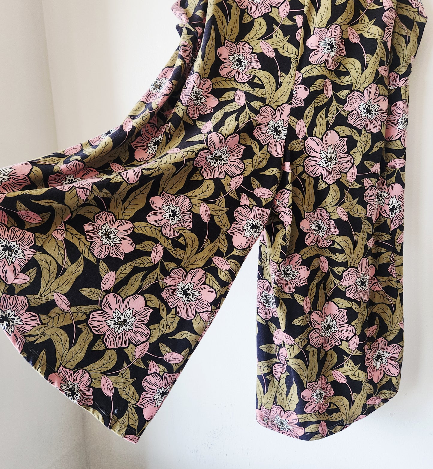 AnyBody Jersey Romper with Pockets - M Tall