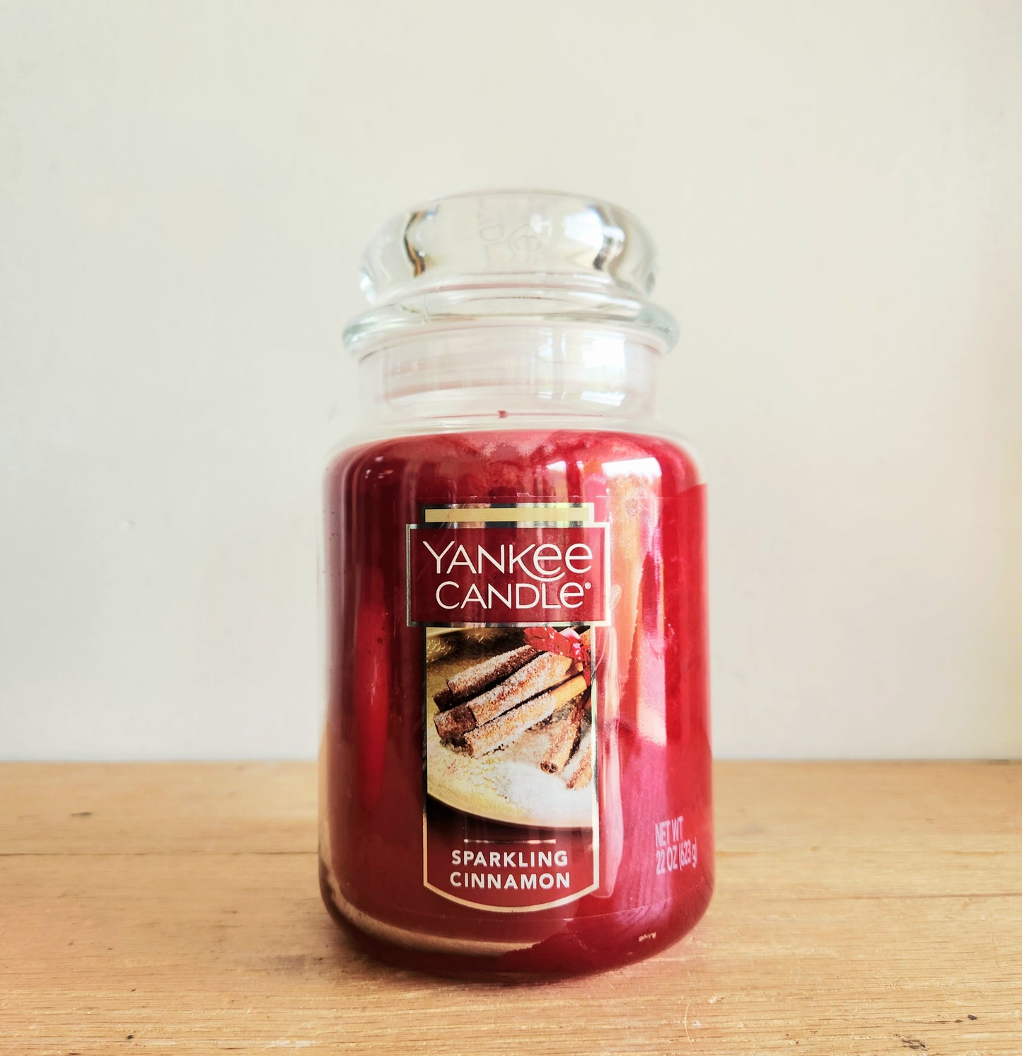 Yankee Candle Sparkling Cinnamon 22oz. Candle NEW