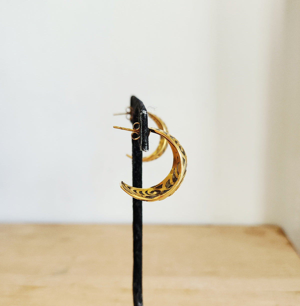 Museum of Modern Art Curved Stud Earrings