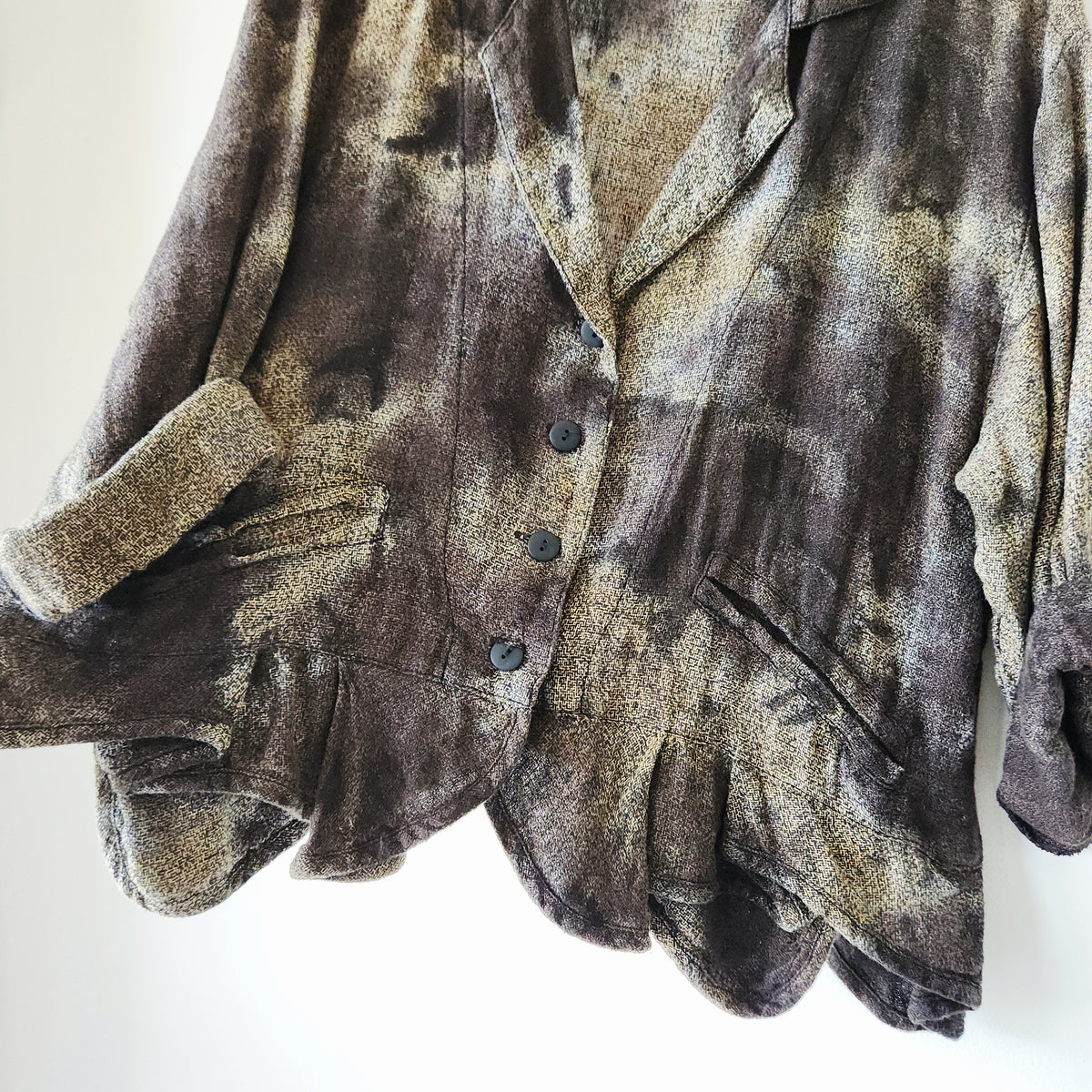Cynthia Ashby Button Up Top/Jacket with Scalloped Hem - XS/S/M