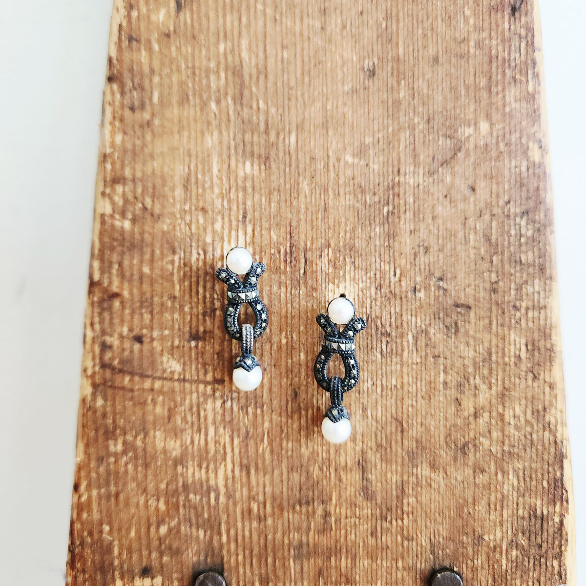 Sterling Silver Hematite Studded Earrings