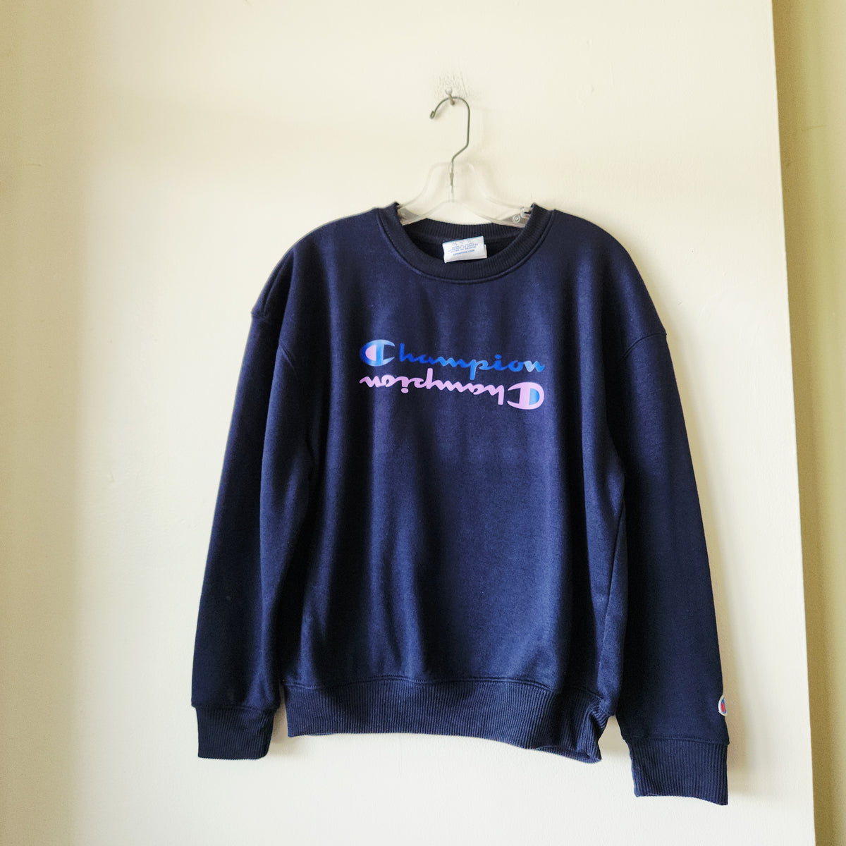 Champion Logo Crewneck Sweatshirt - L