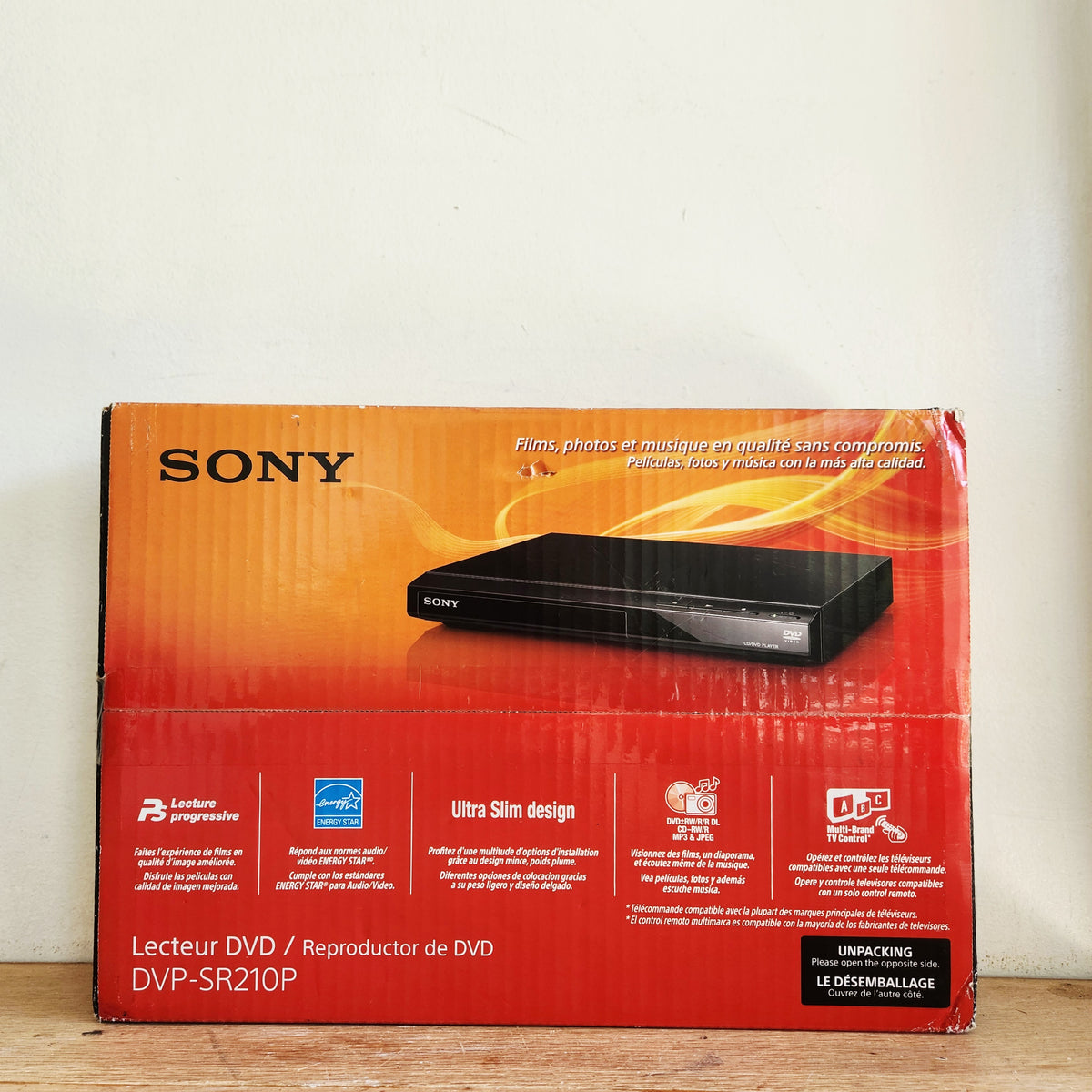 Sony DVP-SR210P Ultra Slim DVD Player NEW