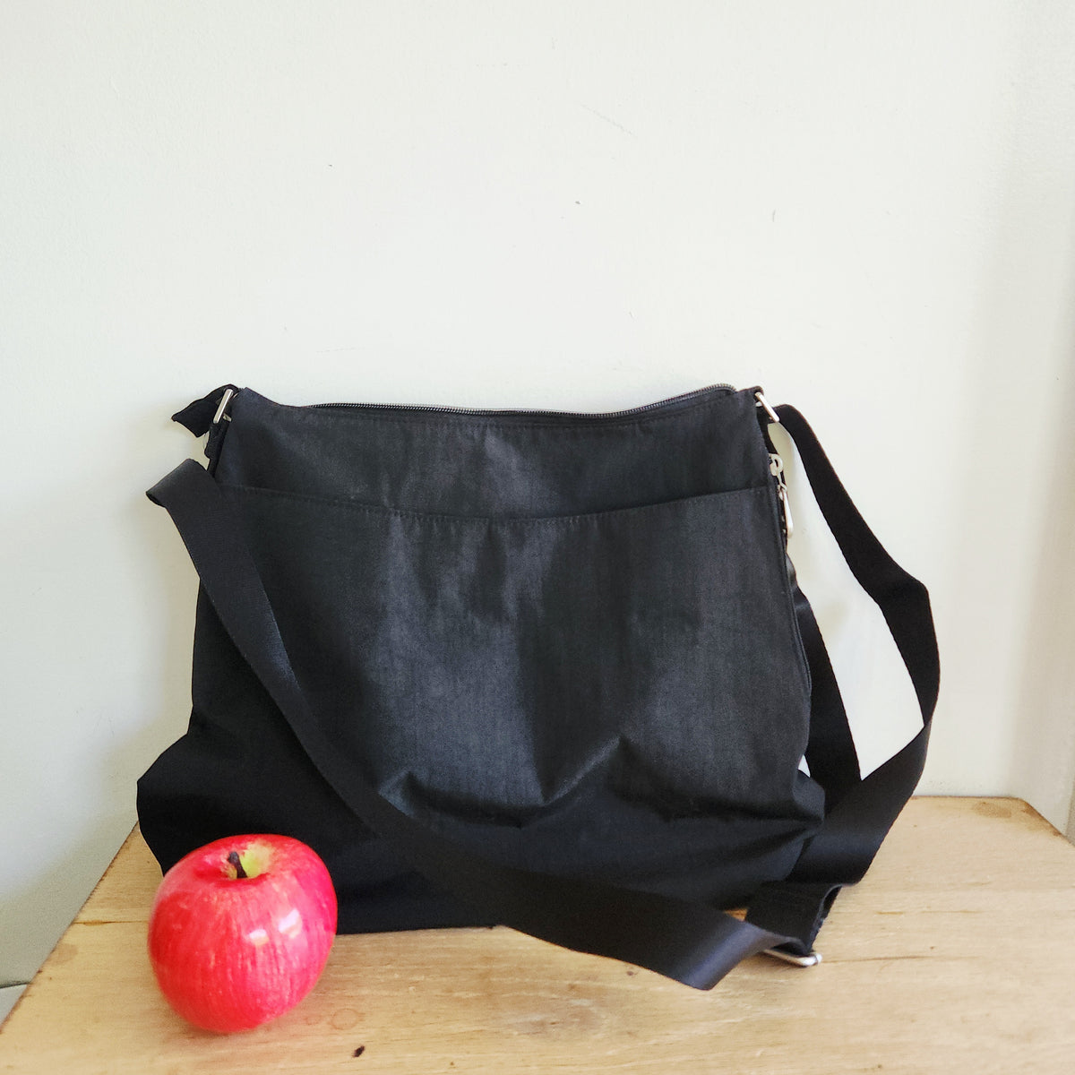 Baggallini Black Helsinki Bag