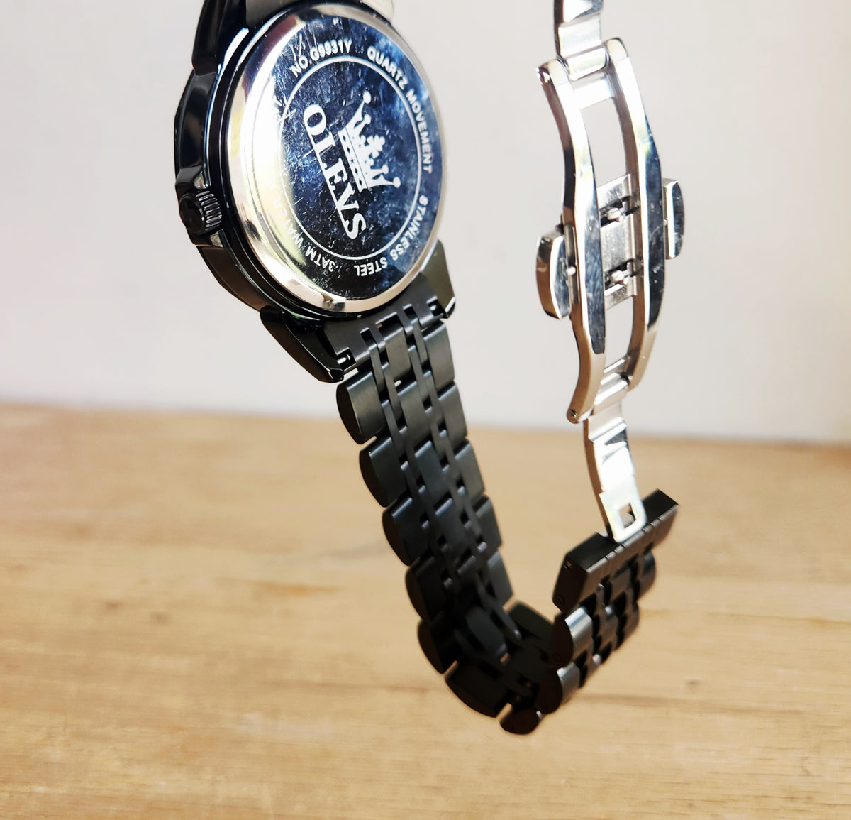 Olevs Men's Stainless Steel Analog Quart Wrist Watch Black