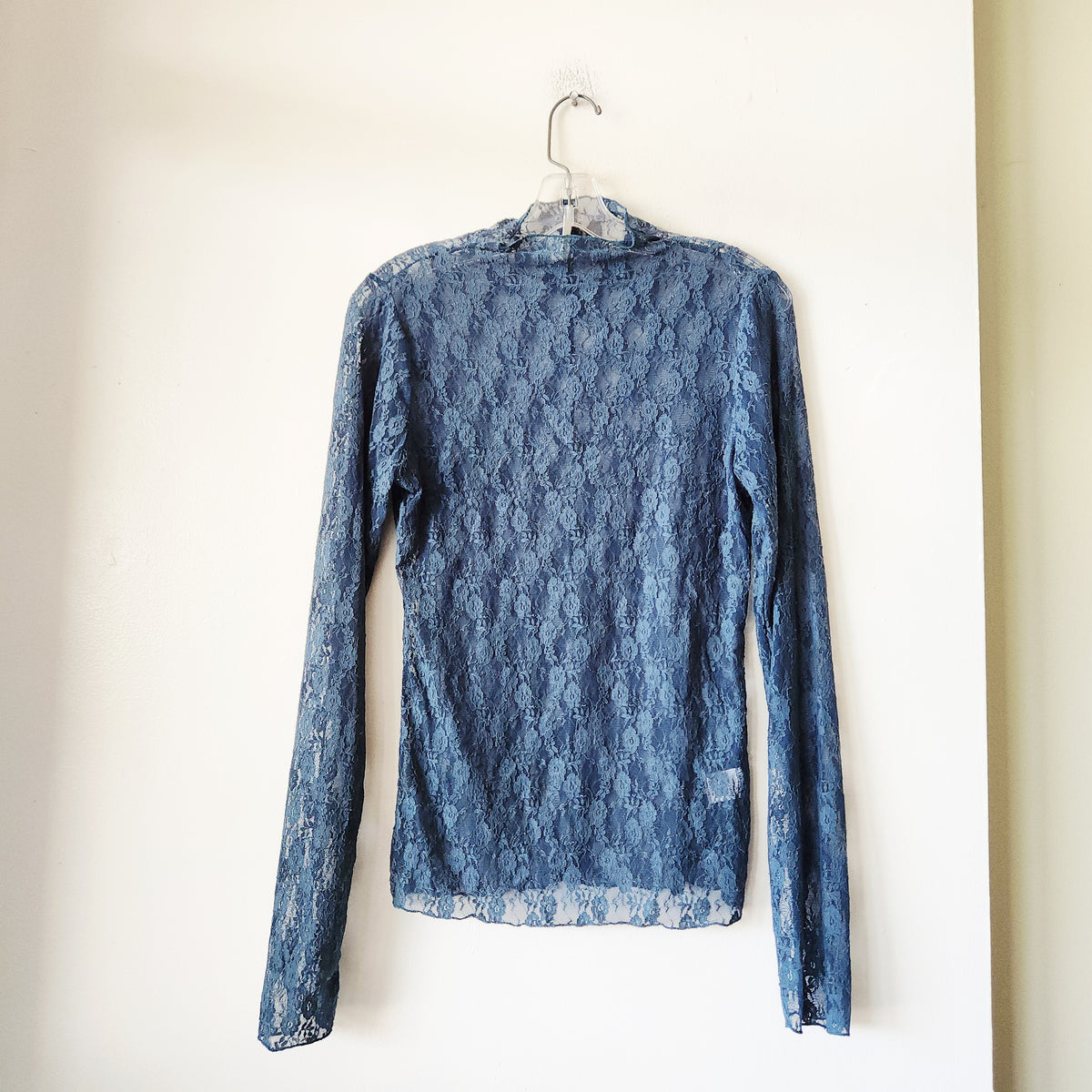 New'm Blue Lace Top - L