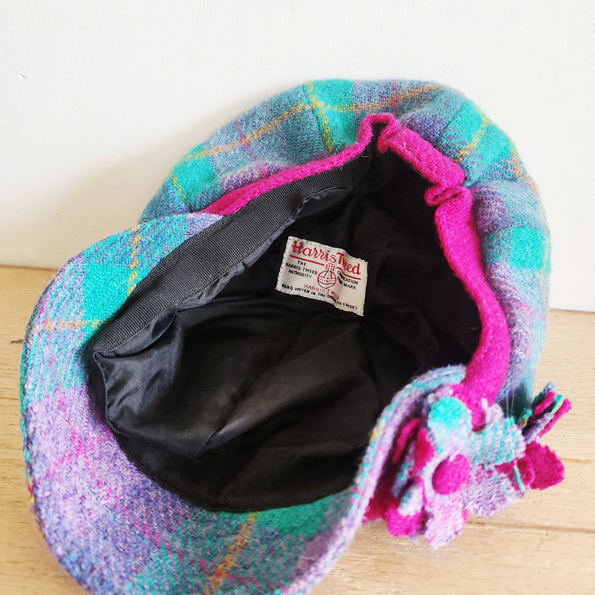 Harris Tweed Cap with Flower