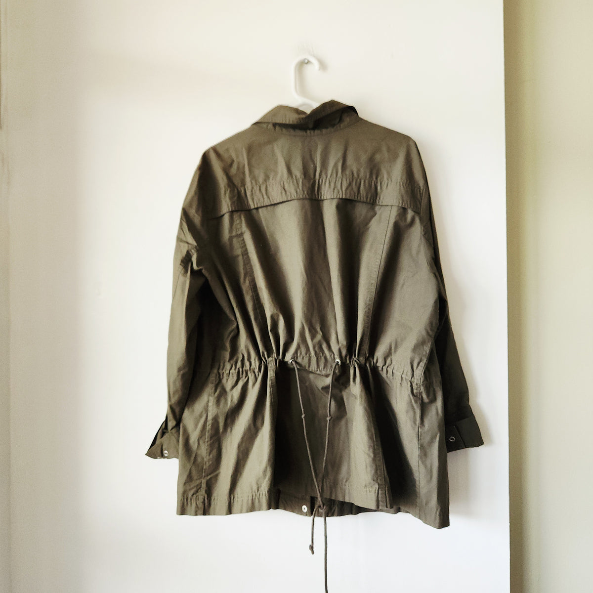 Eddie Bauer 100% Cotton Canvas Jacket with Drawstring - XXL