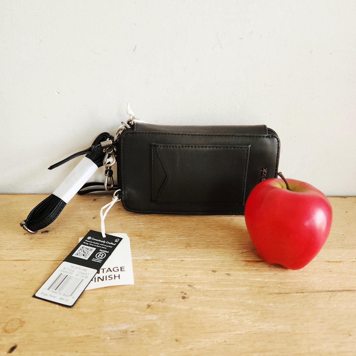 The Sak Vintage Finish Leather Wallet with Crossbody & Wristlet Straps - New