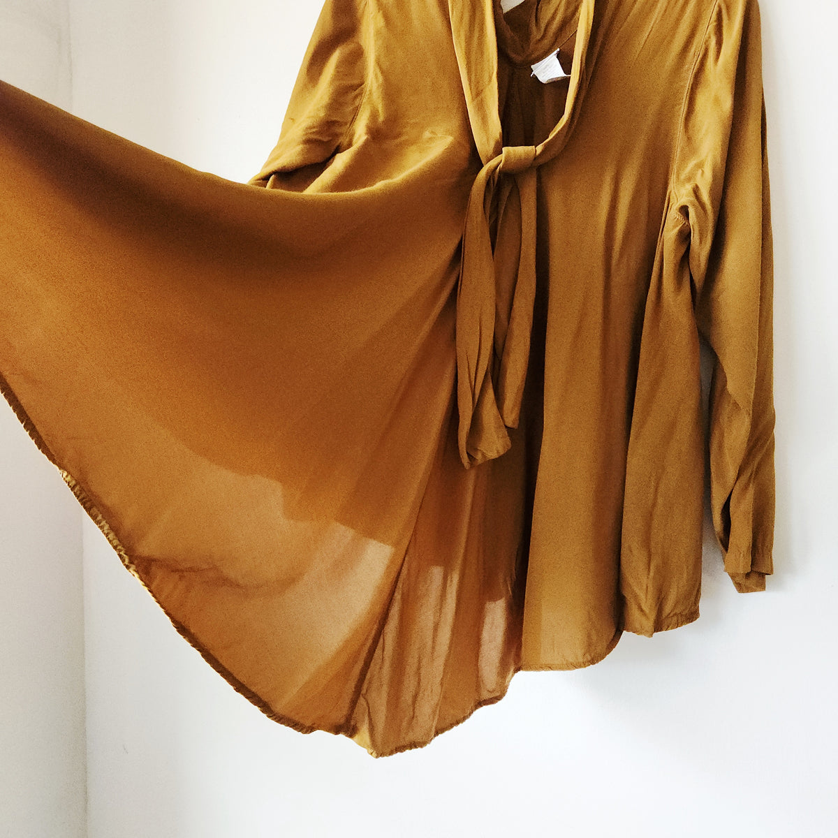 C.M.C. Flowy Top With Neck Tie - L