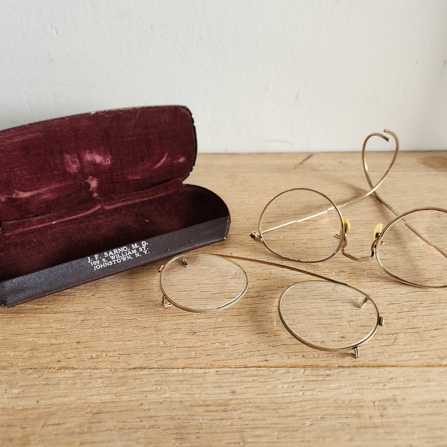 Antique 12 KT GF COC Wire Framed Eyeglasses and Metal Wire Frame Spectacles , Case J. f. sarno M. d. nY