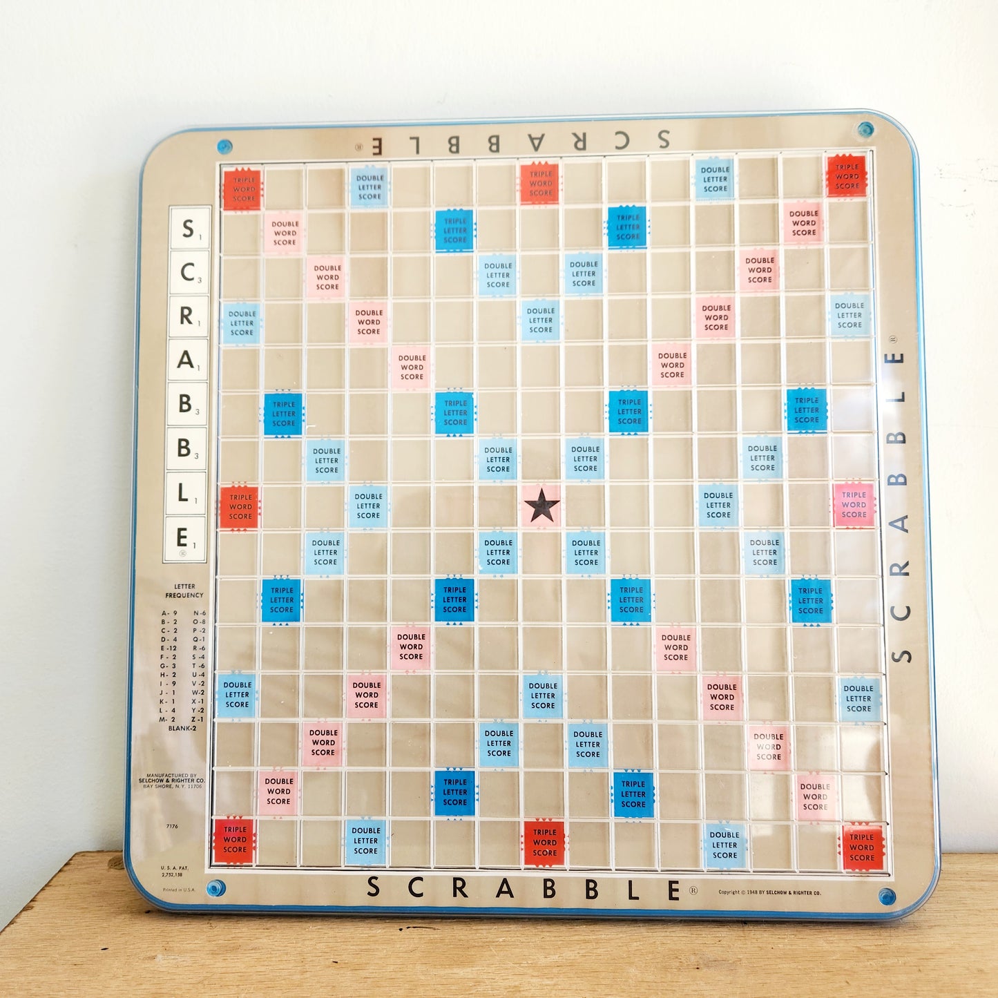 Vintage Scrabble Bard Turntable 7176
