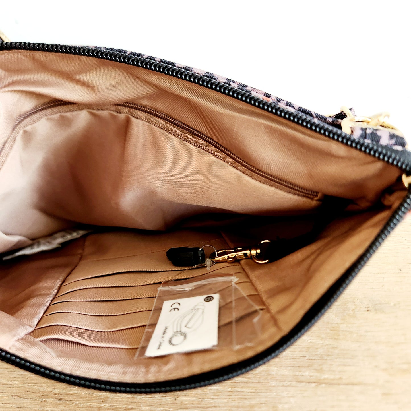 Travelon Crossbody Purse - Like New
