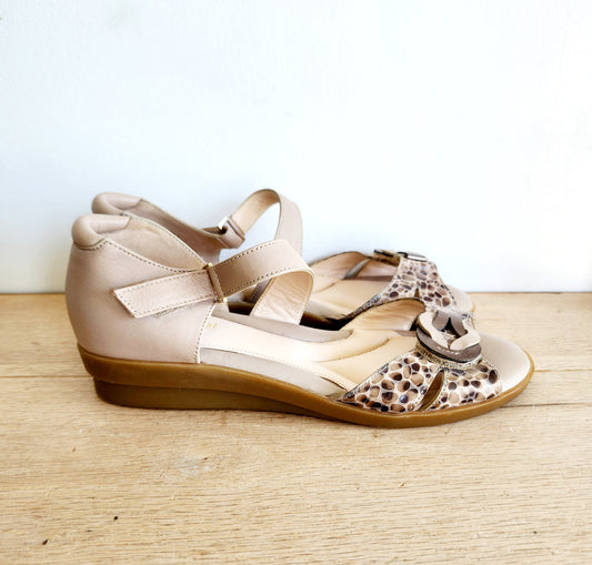 BeautiFeel Wedge Sandals - size 38