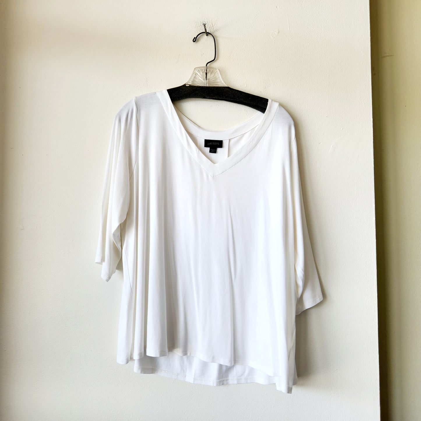 J Jill Wearever Collection White Jersey Top with Back Pleat Detail - XL Petite